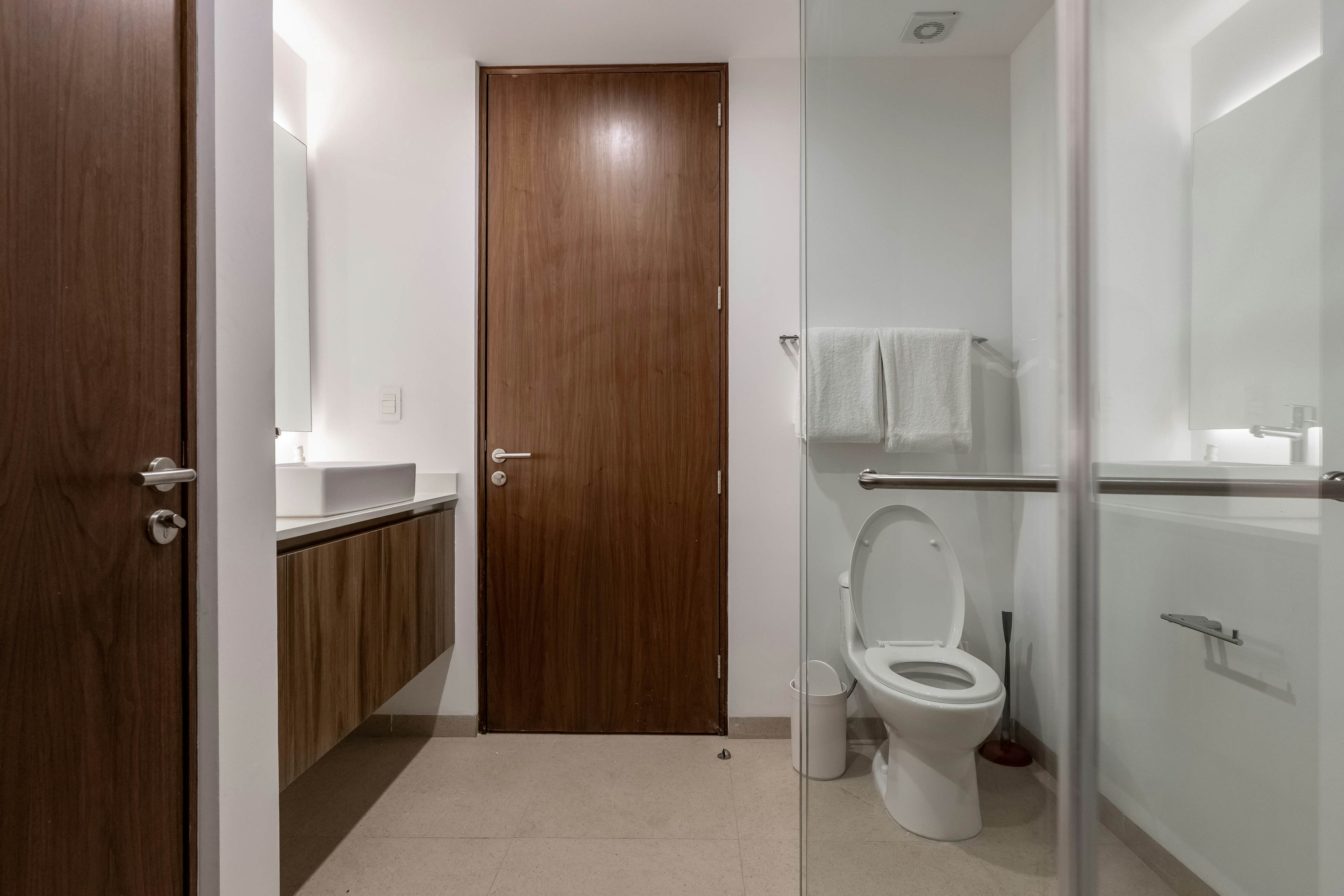 Ocean Whispers TL A206- One bedroom