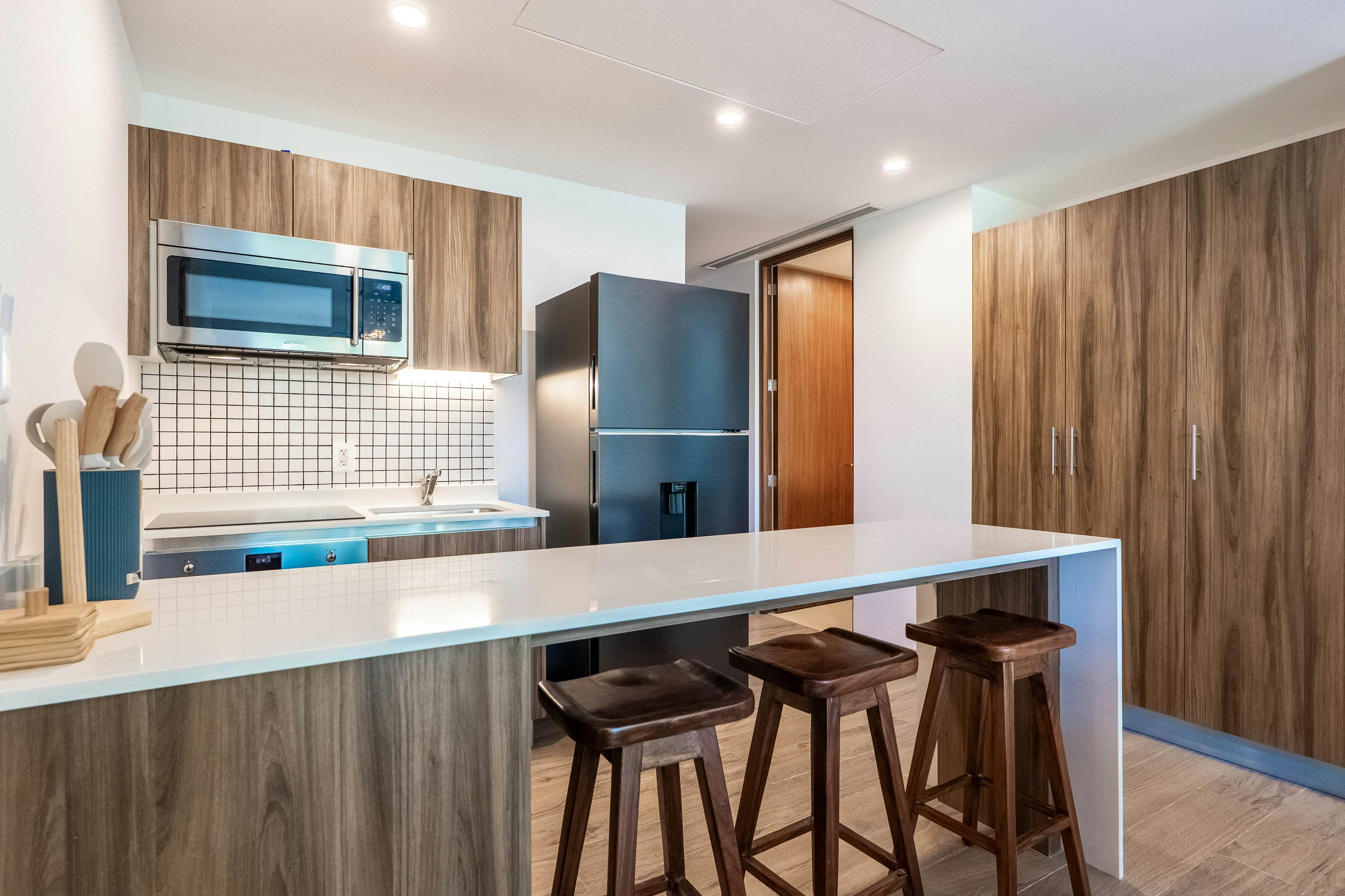 Ocean Whispers TL A206- One bedroom