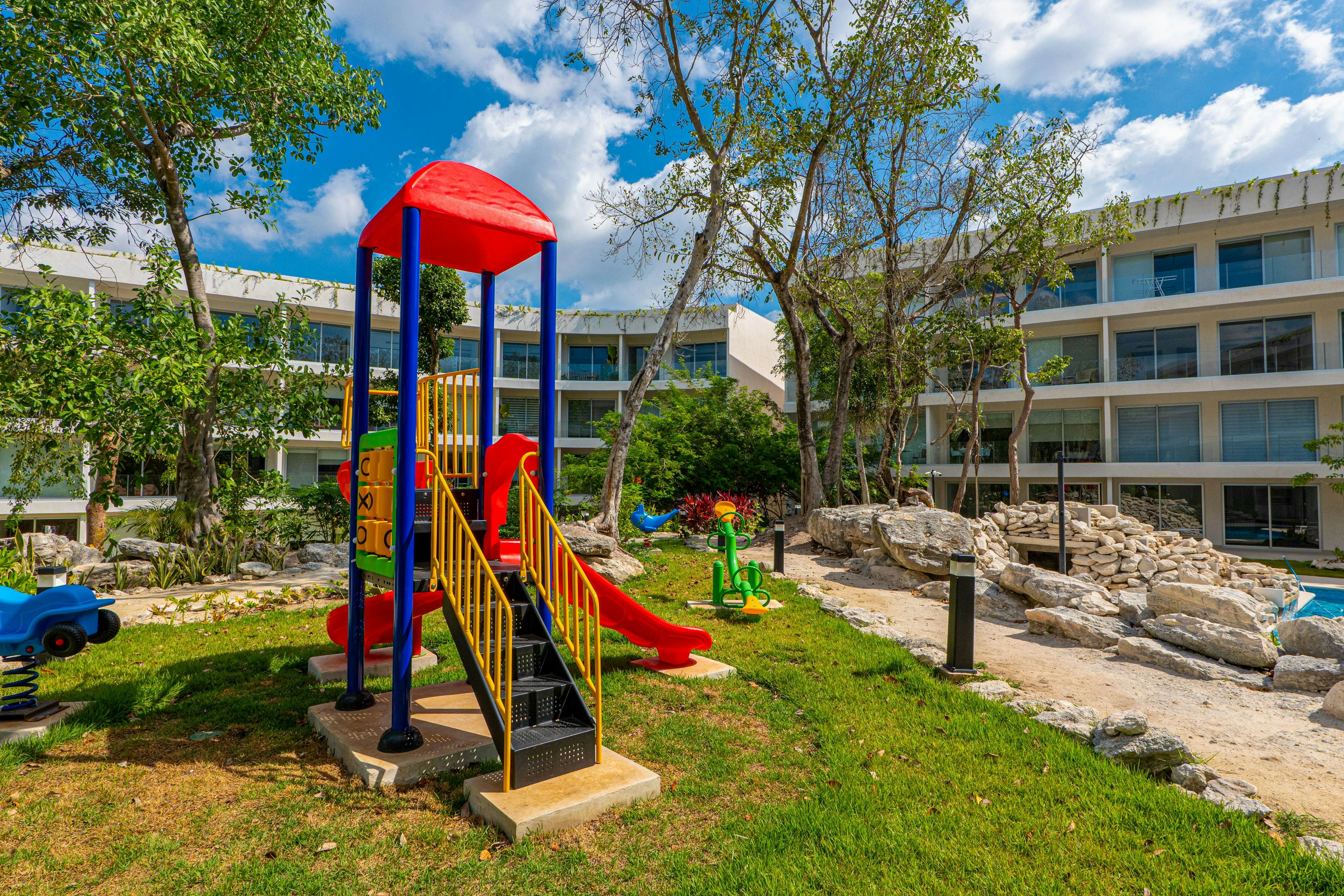 Ocean Whispers TL A206 Studio