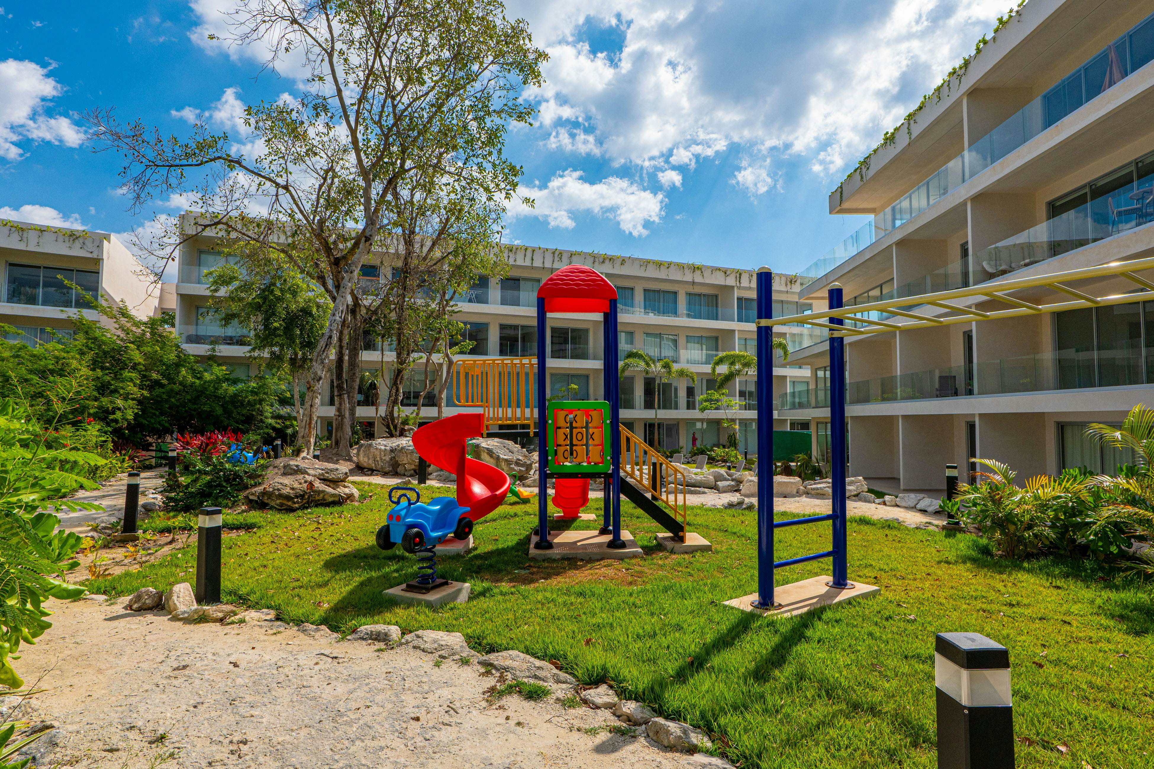 Ocean Whispers TL A206- One bedroom