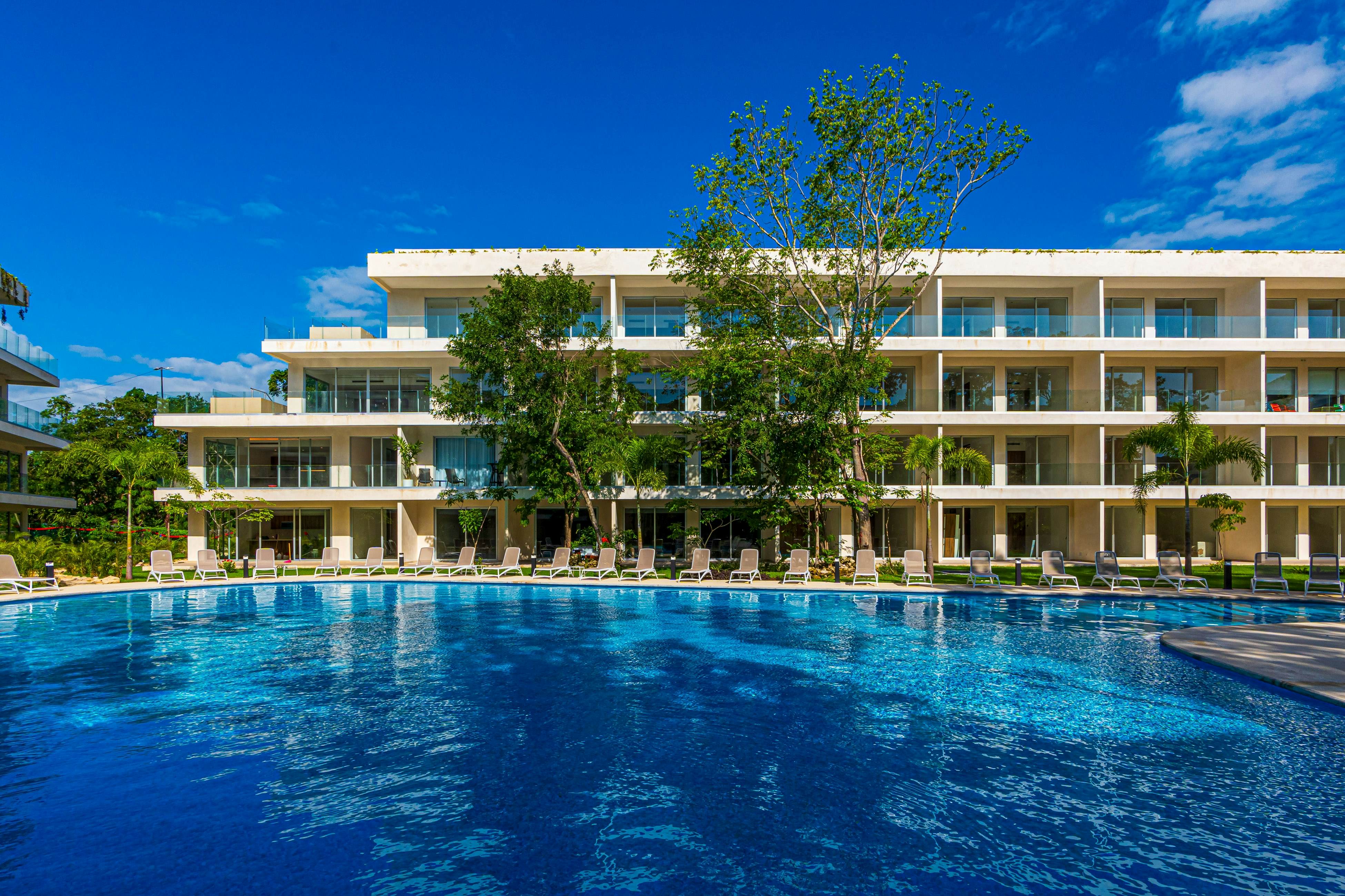 Ocean Whispers TL A206- One bedroom