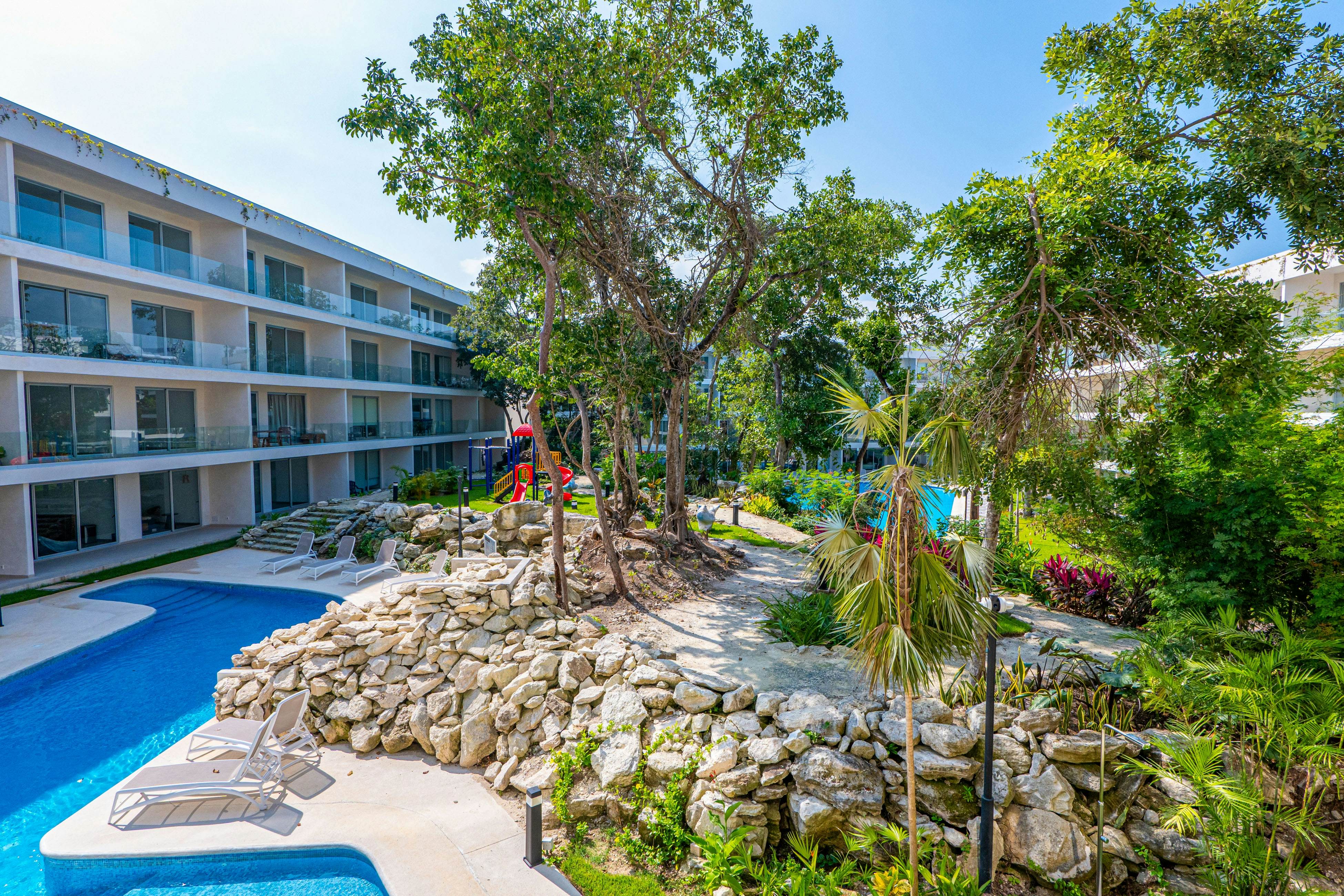 Ocean Whispers TL A206- One bedroom