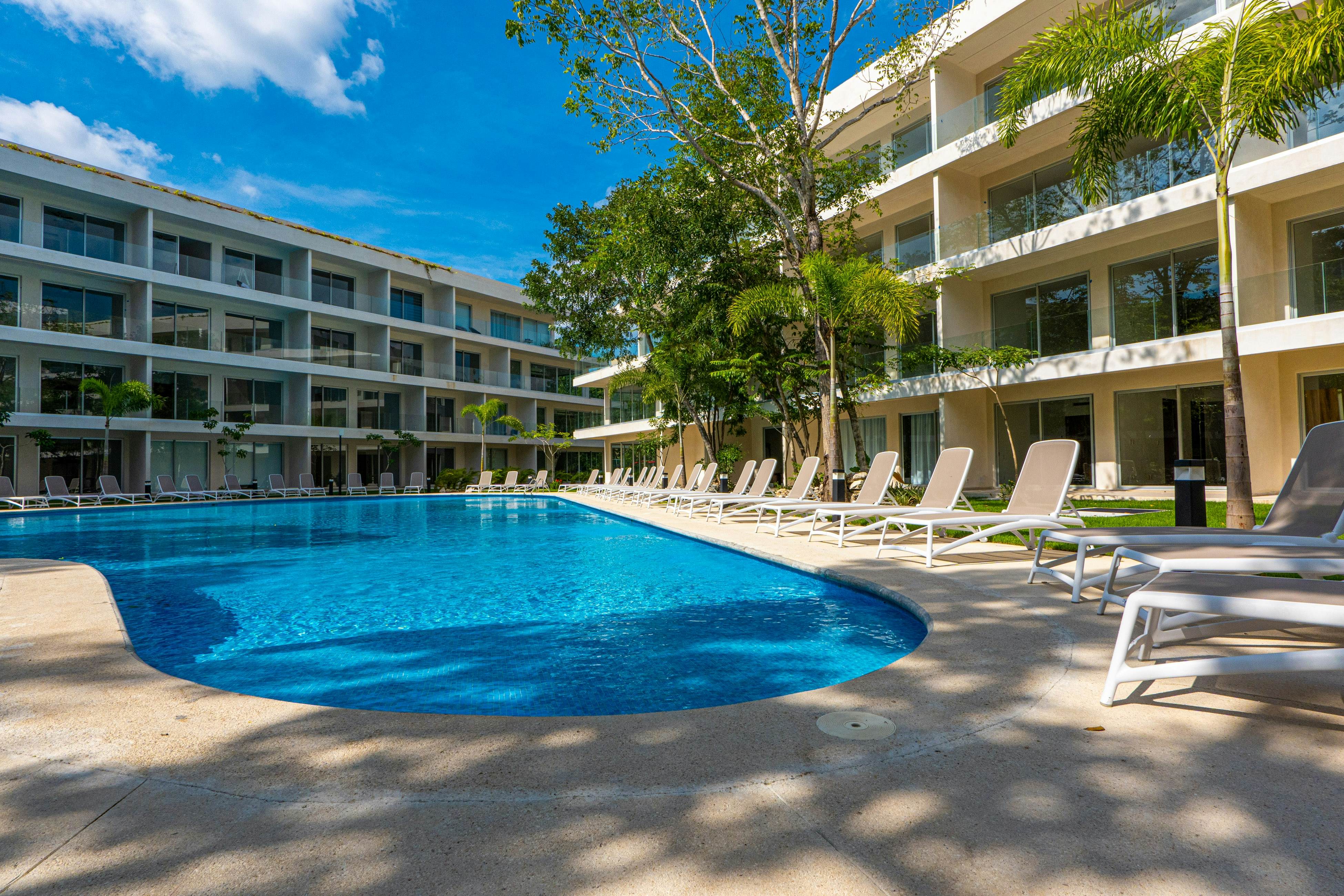 Ocean Whispers TL A206- One bedroom