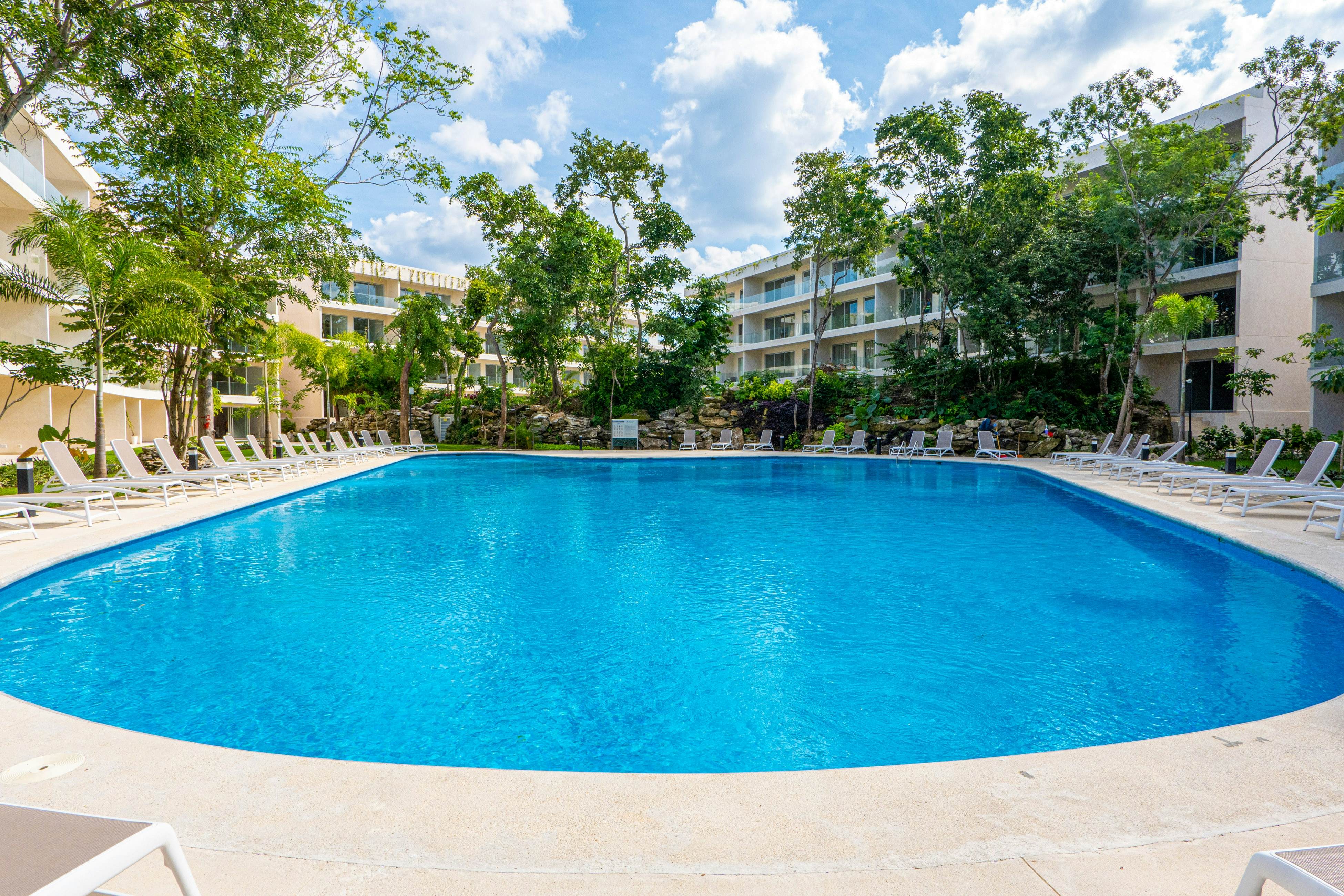 Ocean Whispers TL A206- One bedroom