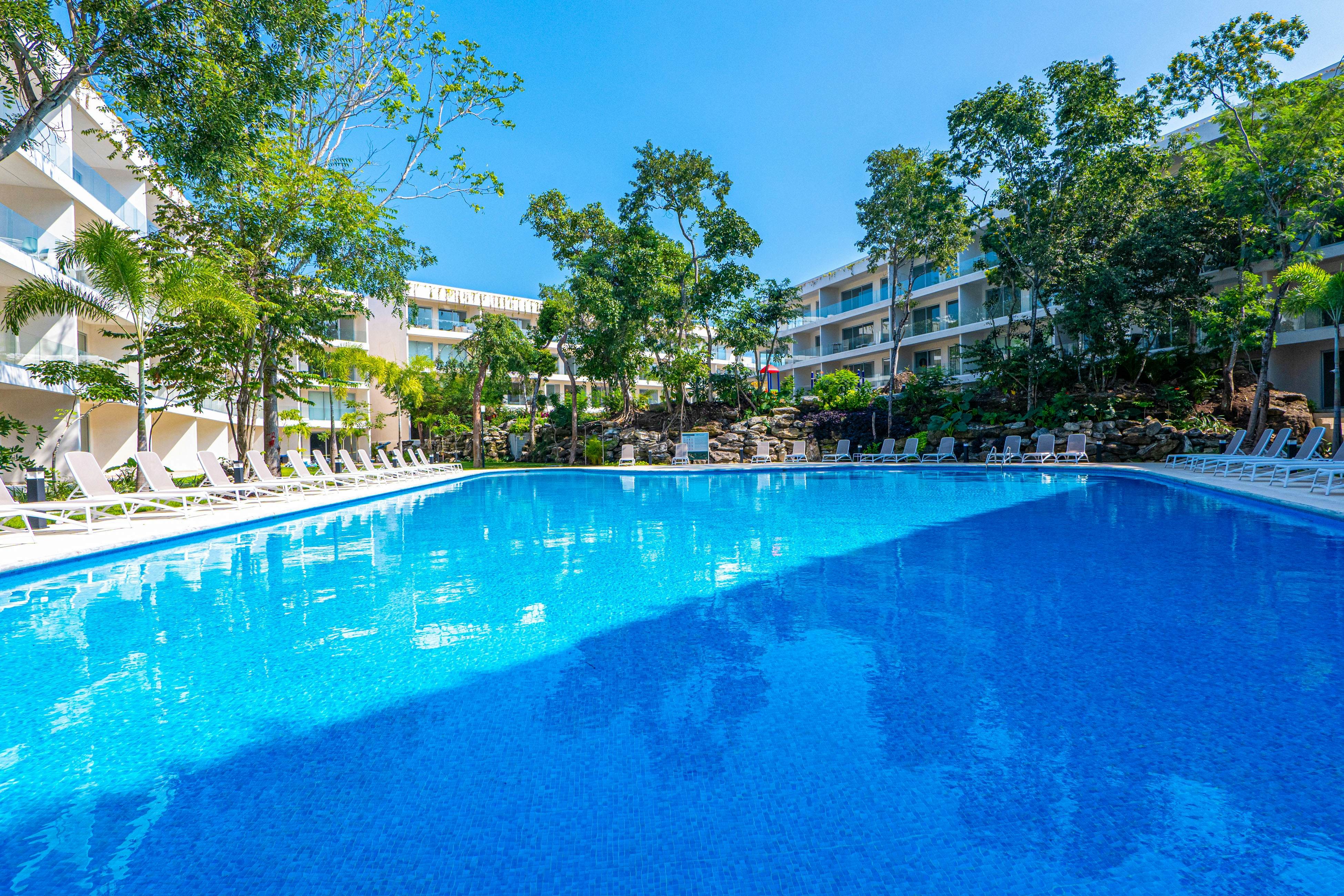 Ocean Whispers TL A206 Studio