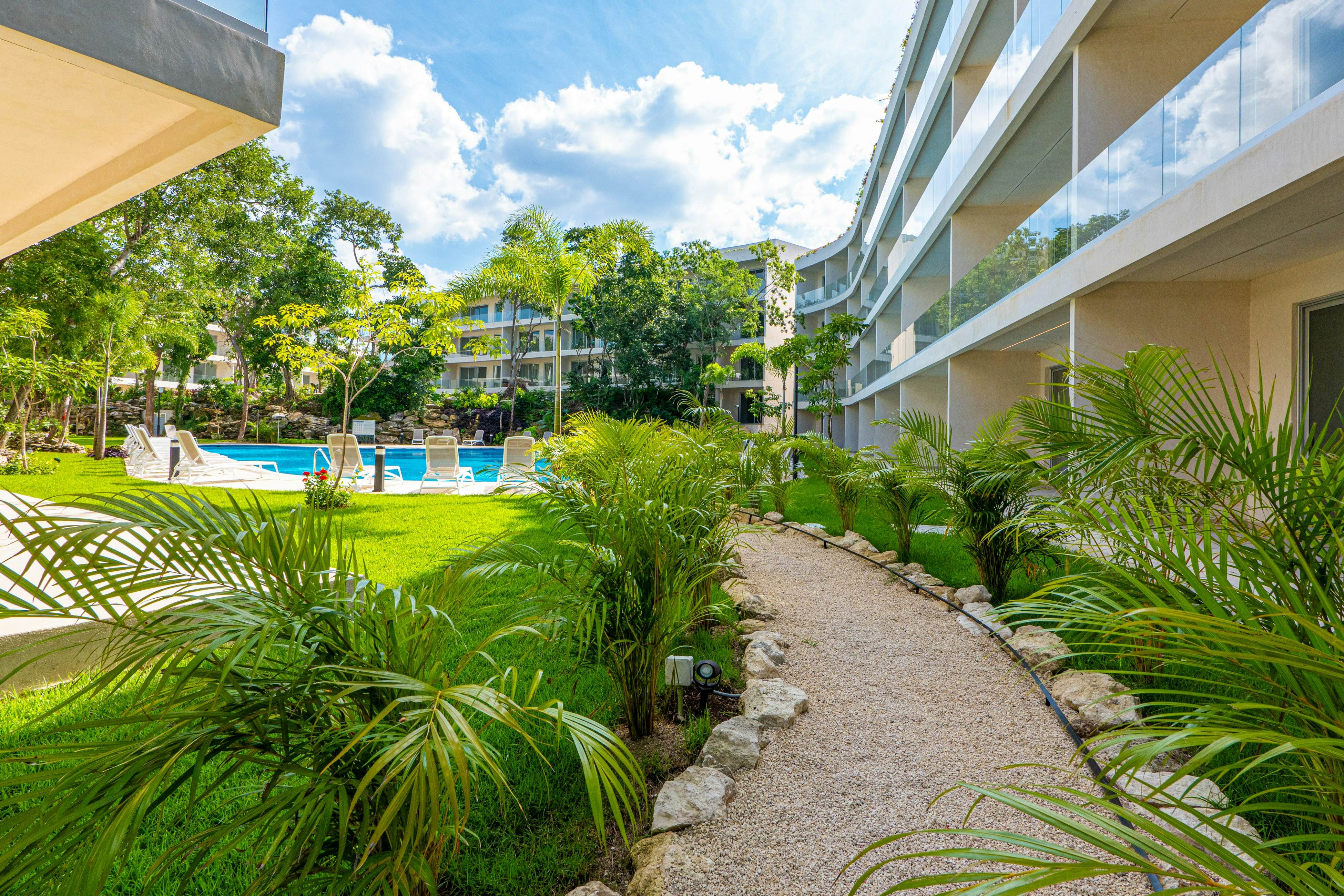 Ocean Whispers TL A206- One bedroom