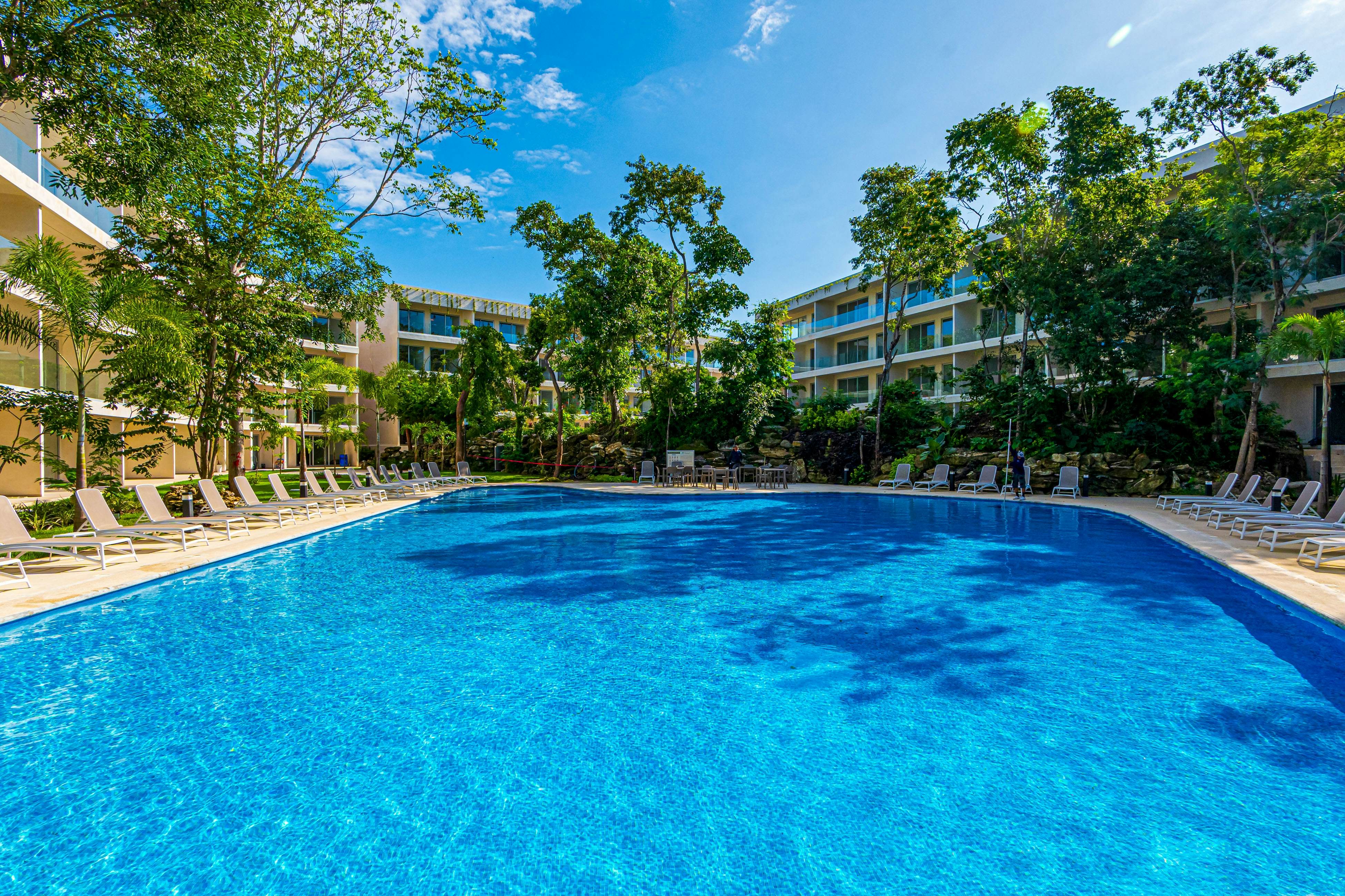 Ocean Whispers TL A206- One bedroom