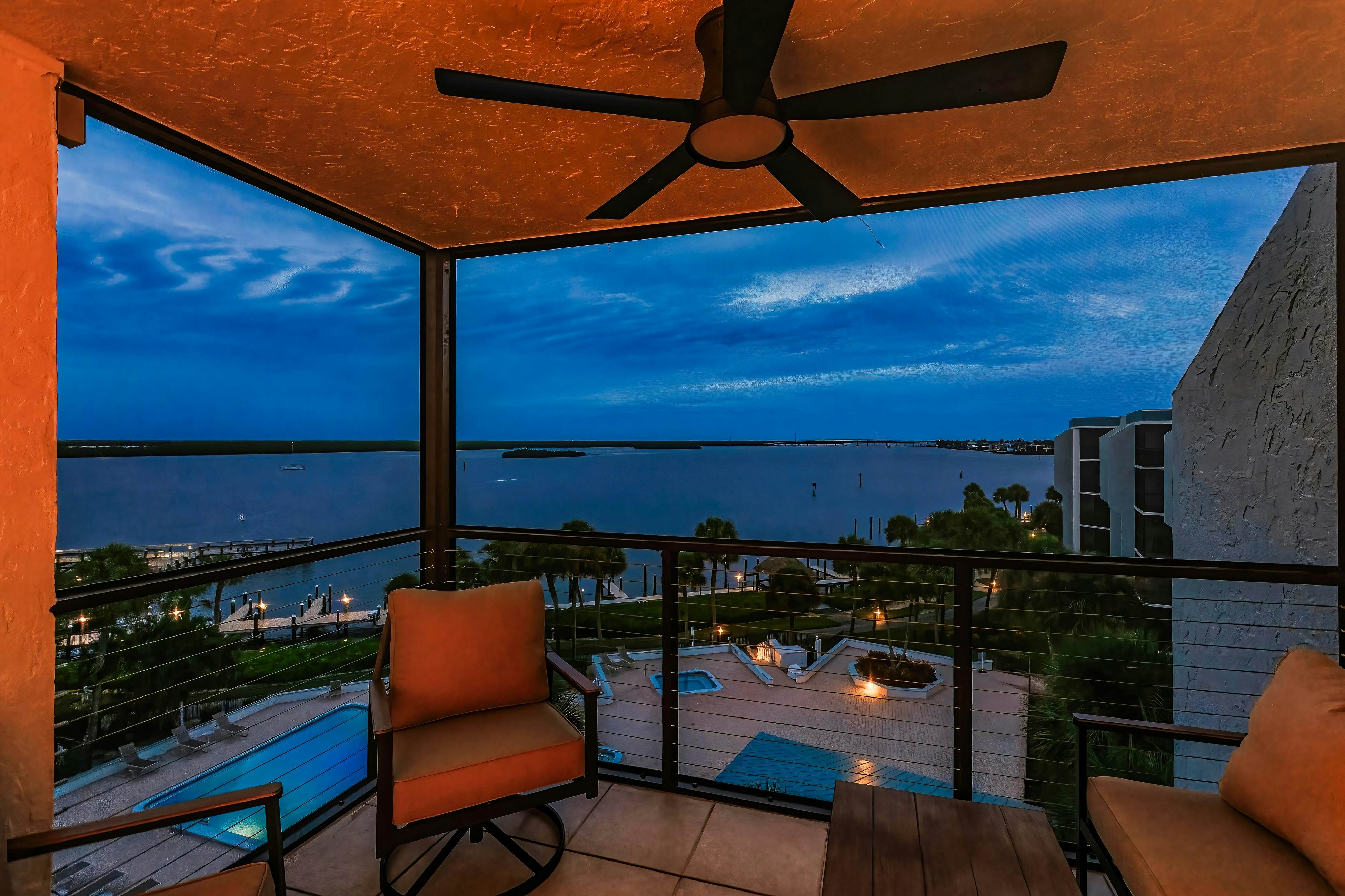 A Heavenly Riverside 