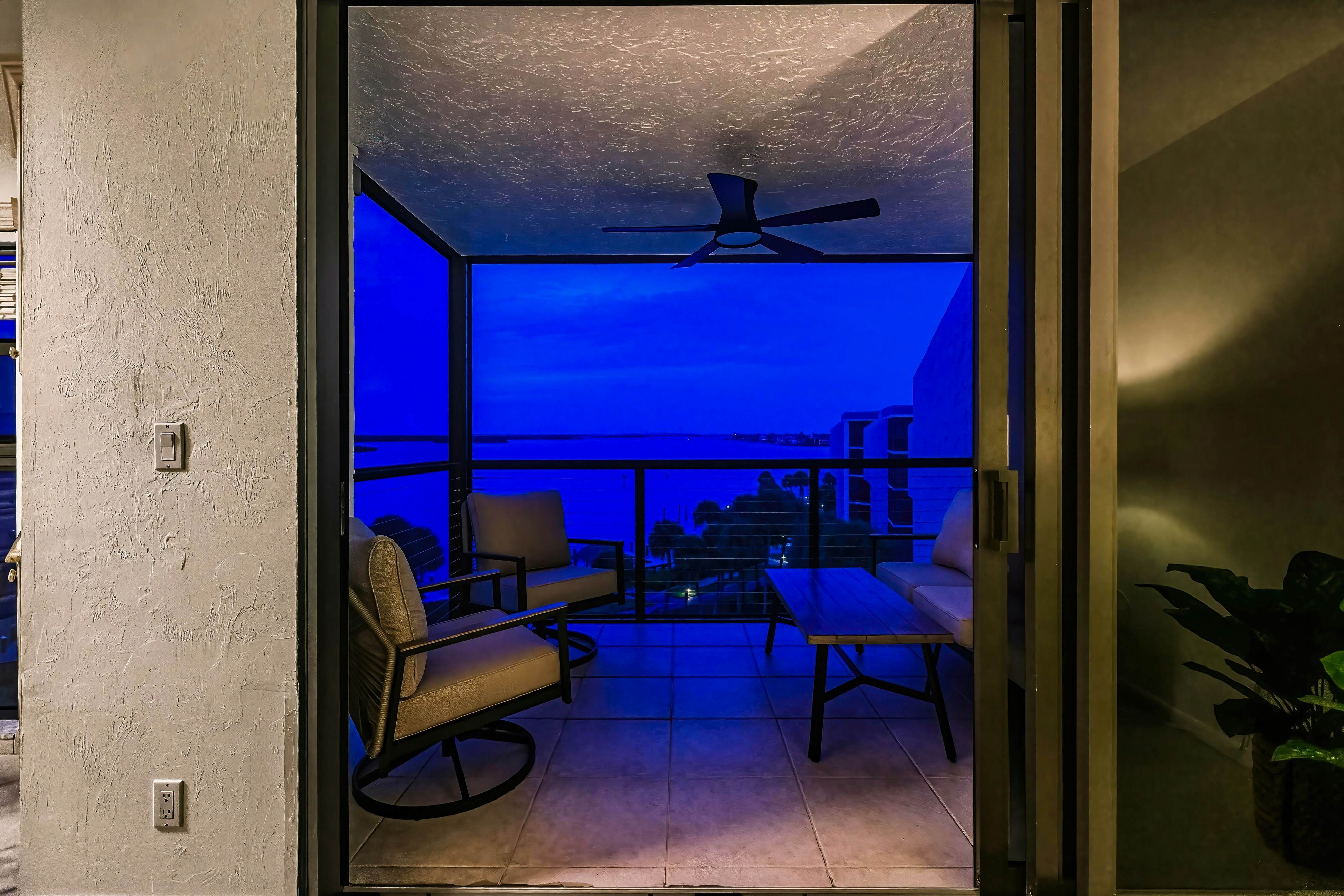 A Heavenly Riverside 