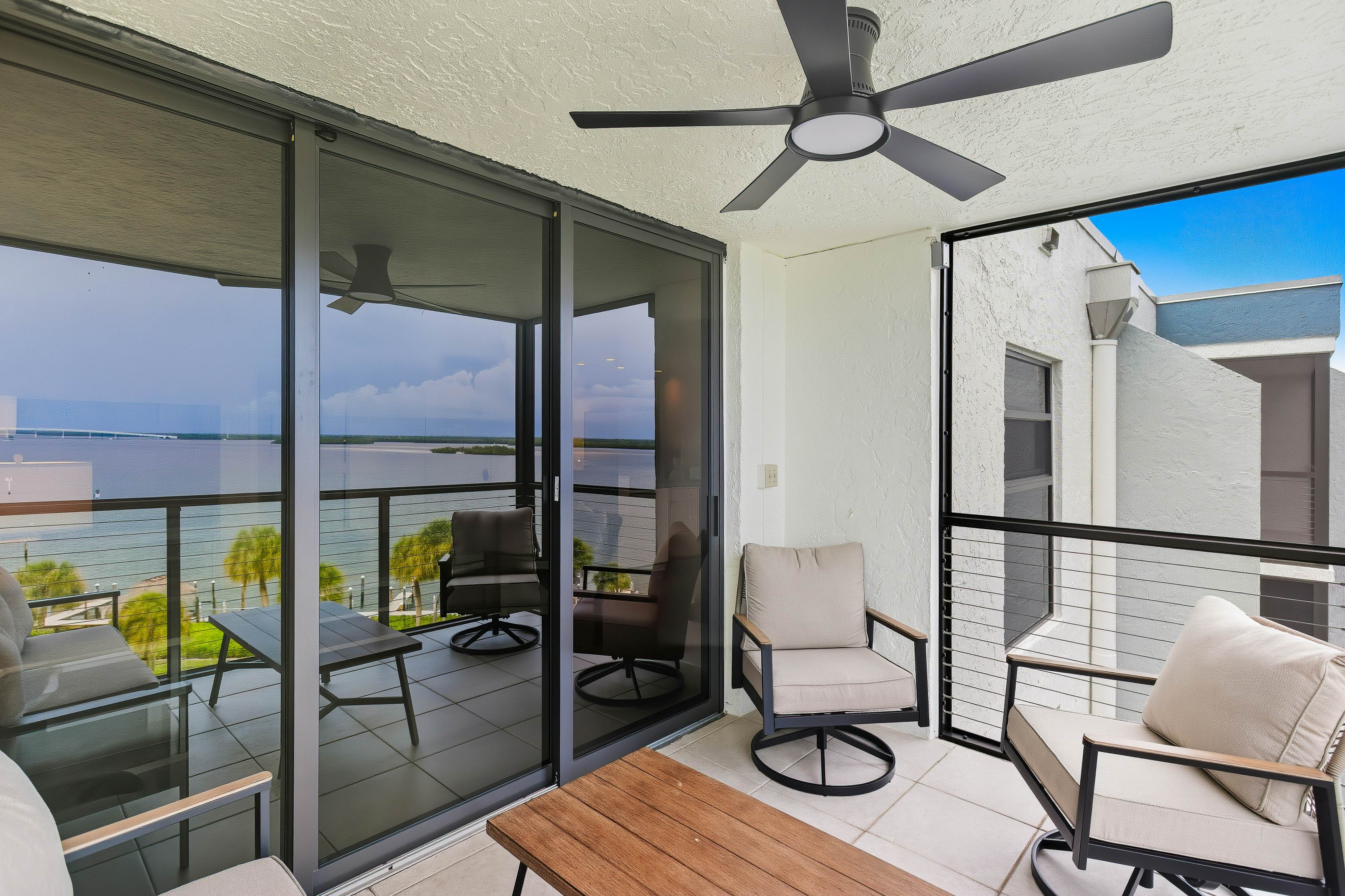 A Heavenly Riverside 