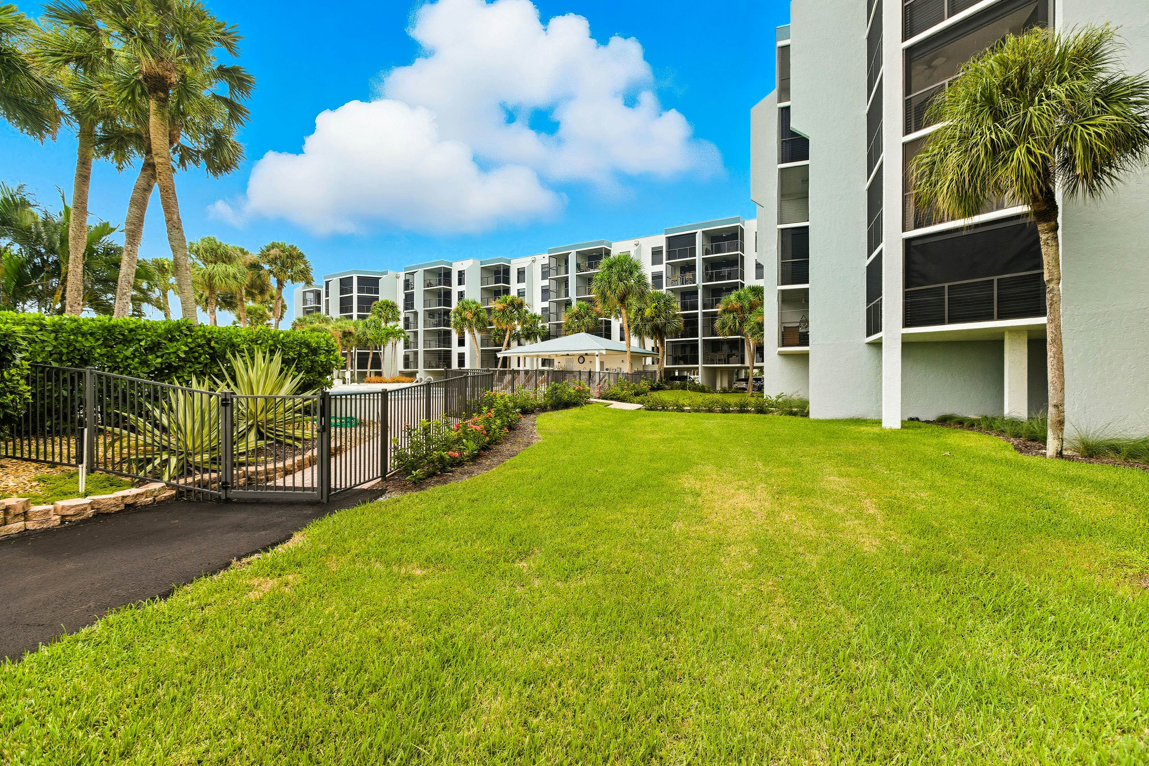 A Heavenly Riverside 