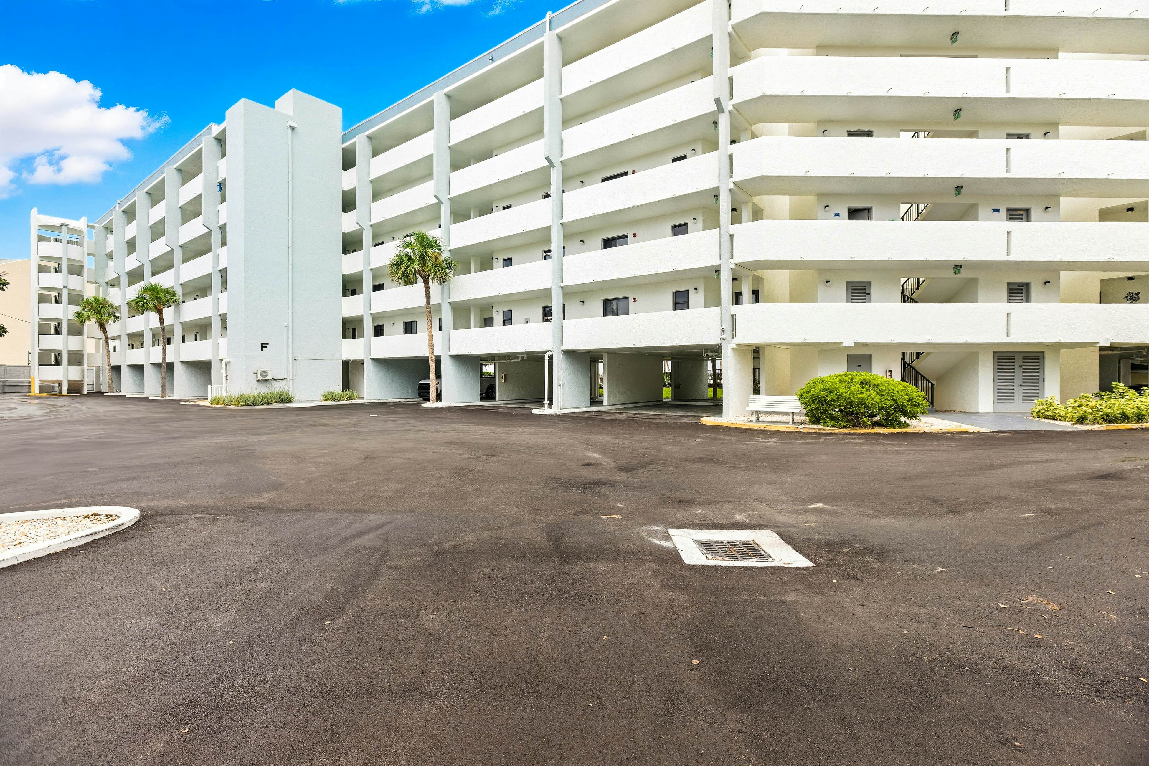 A Heavenly Riverside 