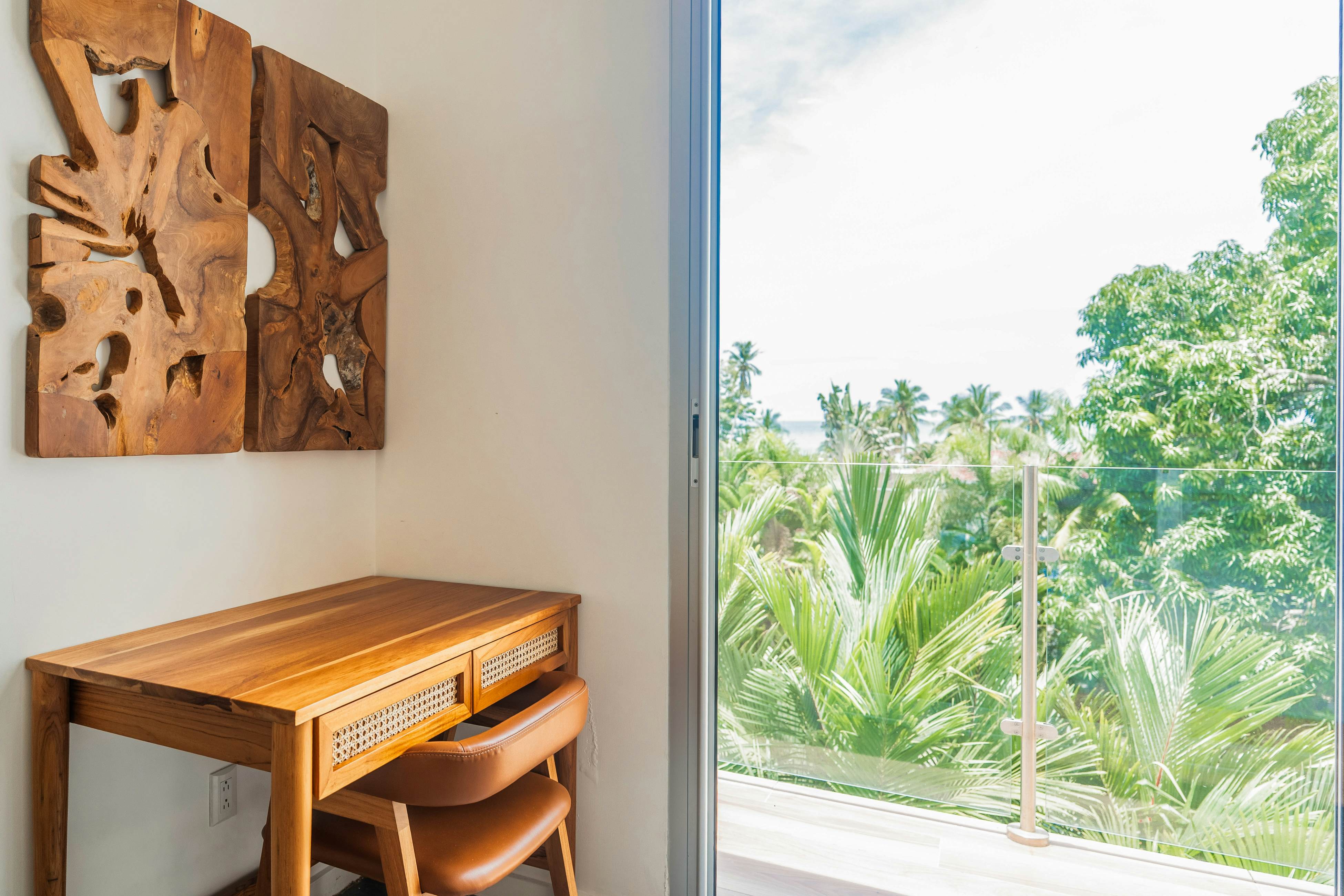 Sunset Boulevard 304