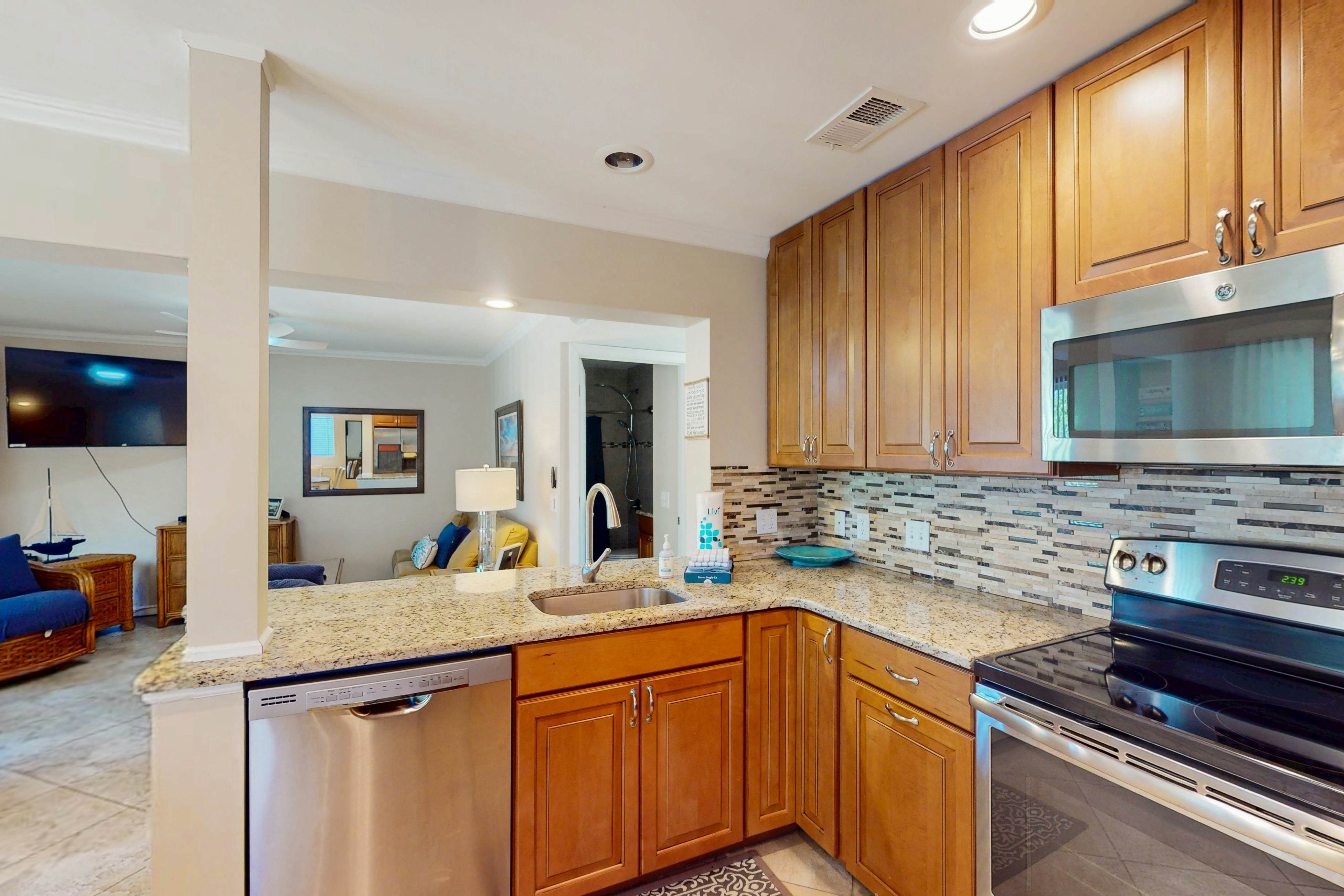 HH Beach & Tennis 144AR