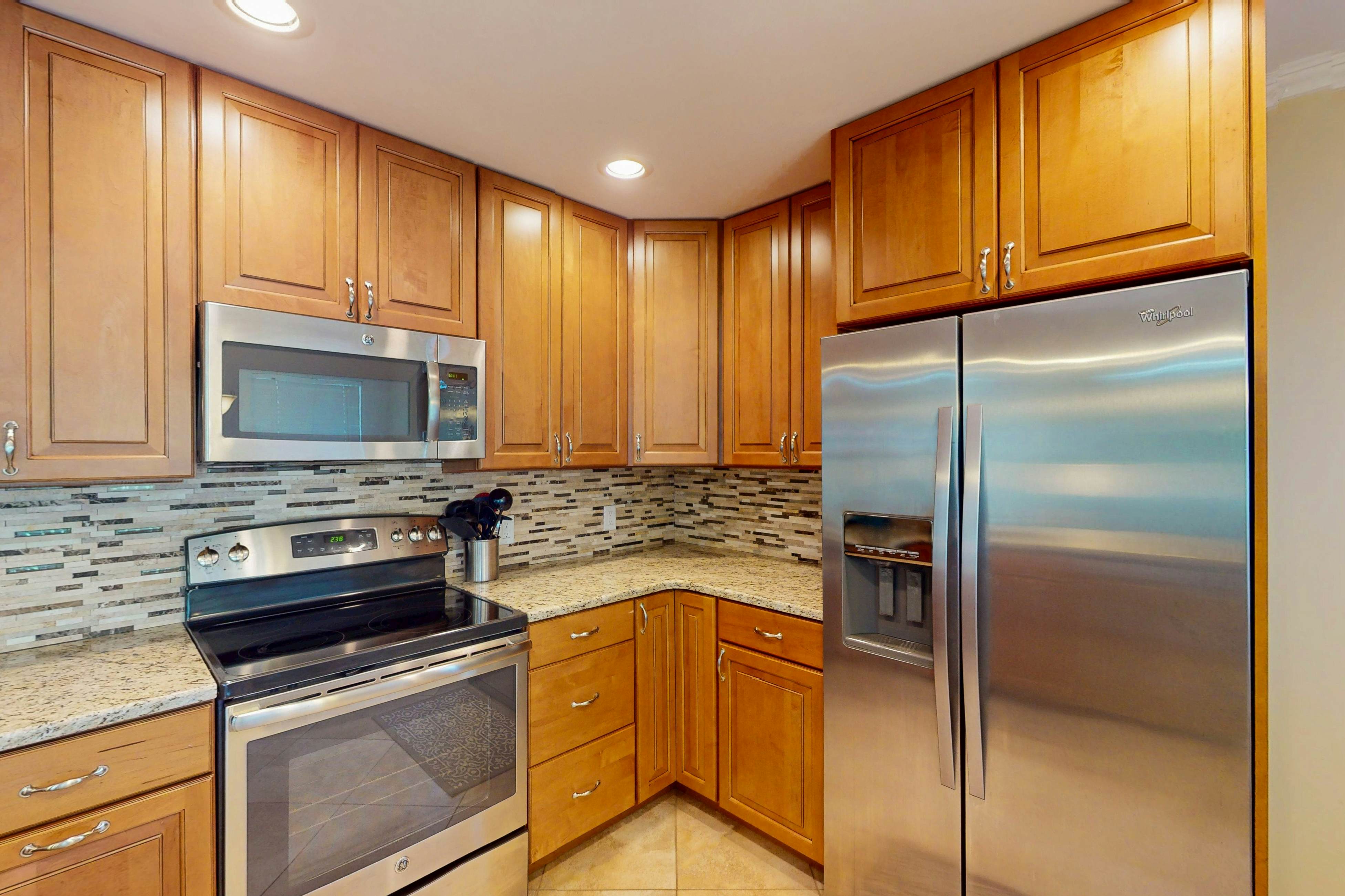 HH Beach & Tennis 144AR