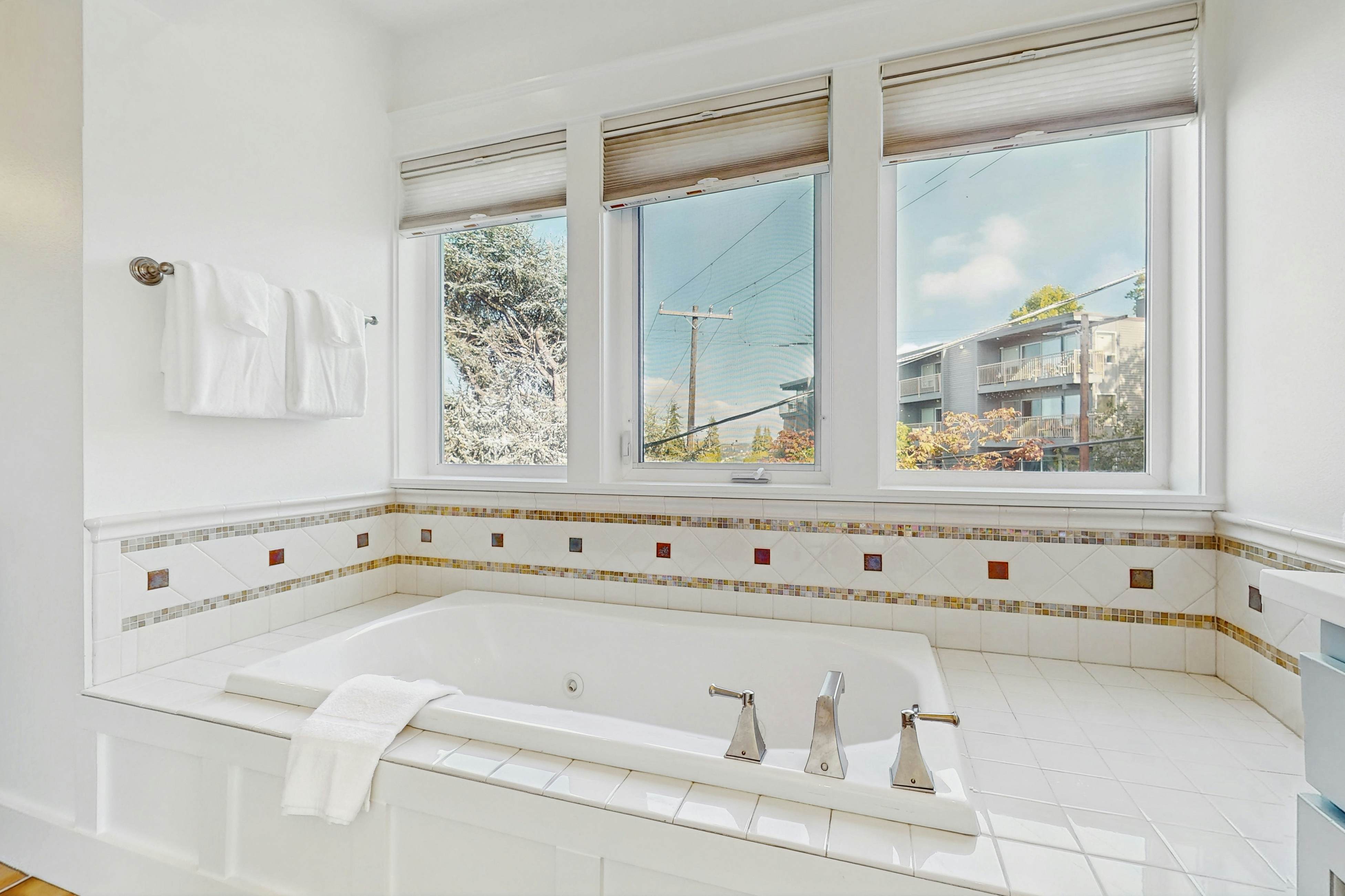 Comfort & Charm in the Heart of Seattle