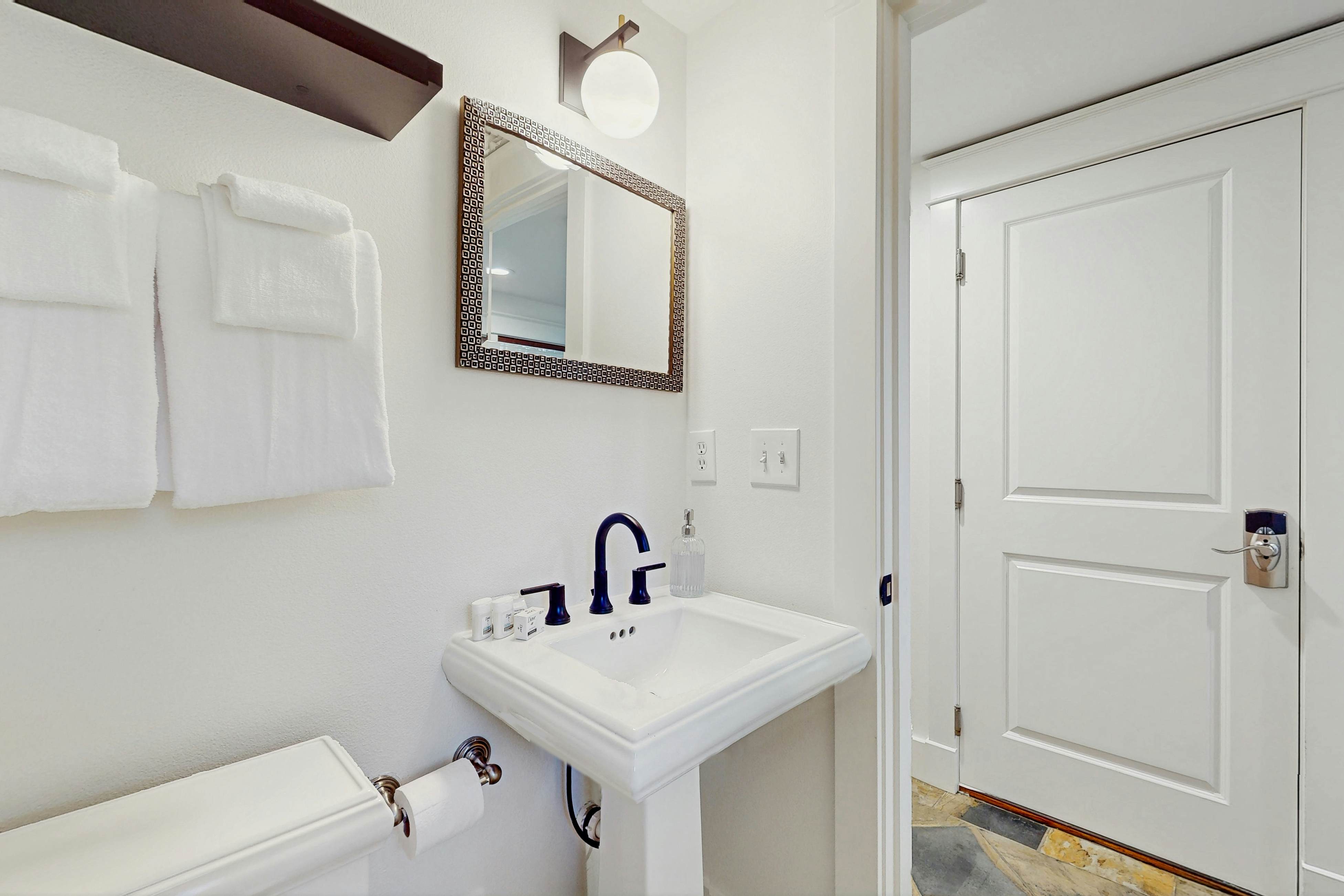 Comfort & Charm in the Heart of Seattle