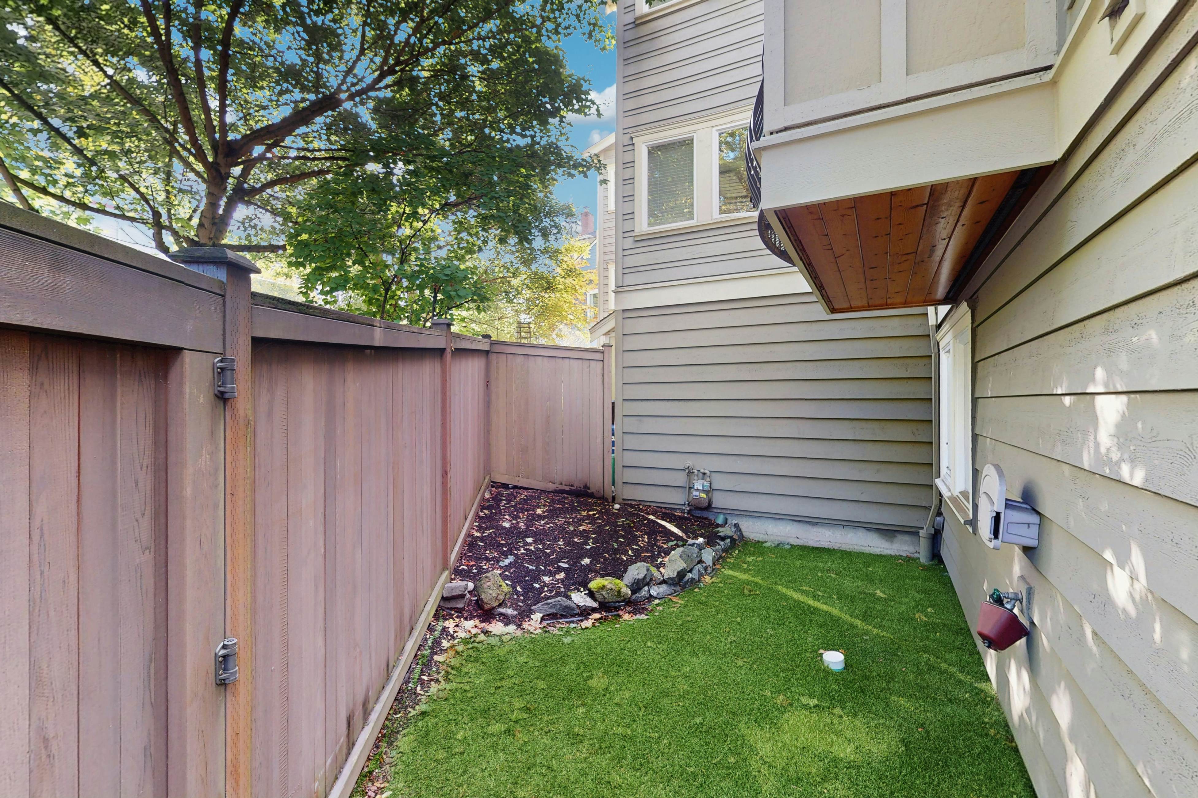 Comfort & Charm in the Heart of Seattle