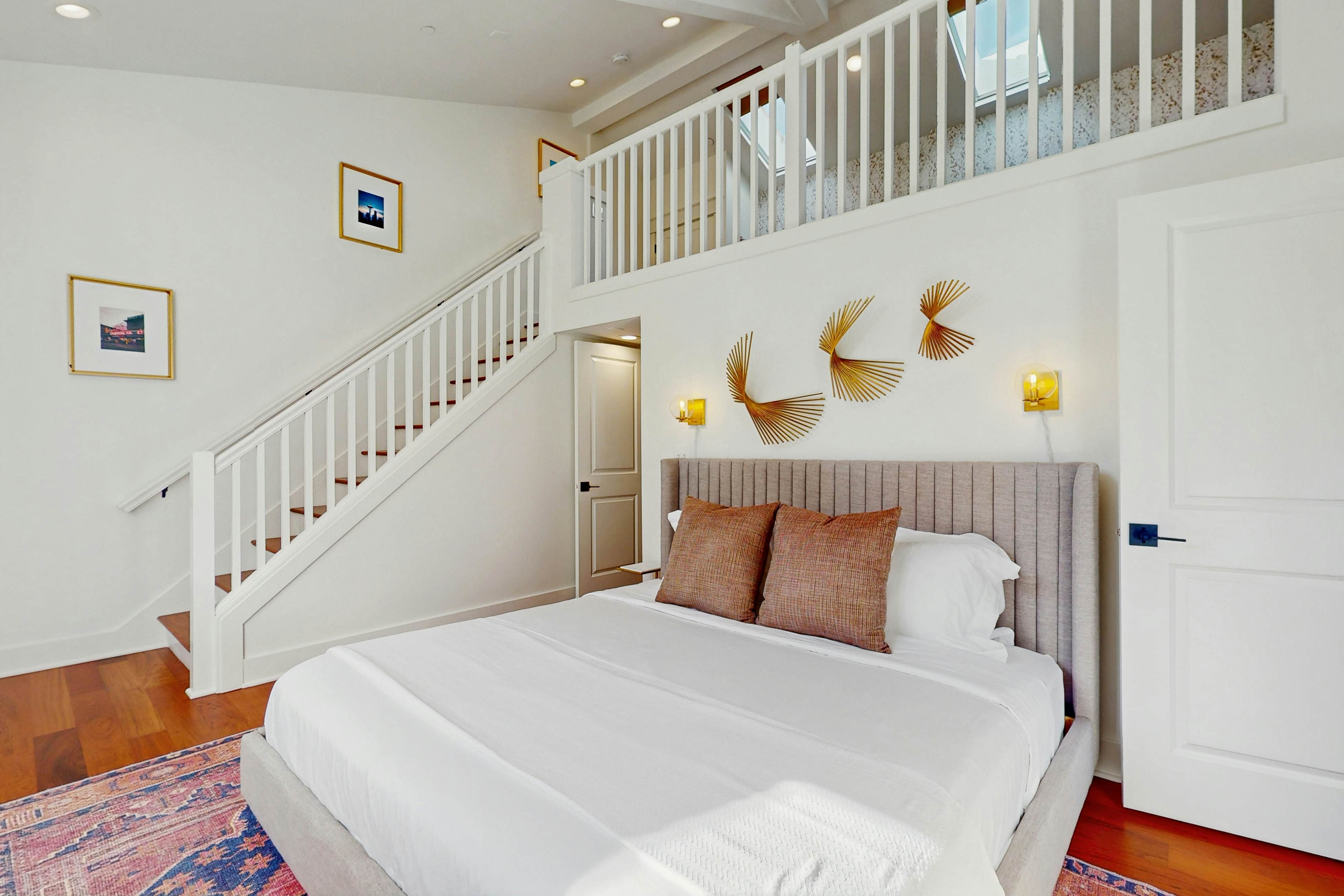 Comfort & Charm in the Heart of Seattle