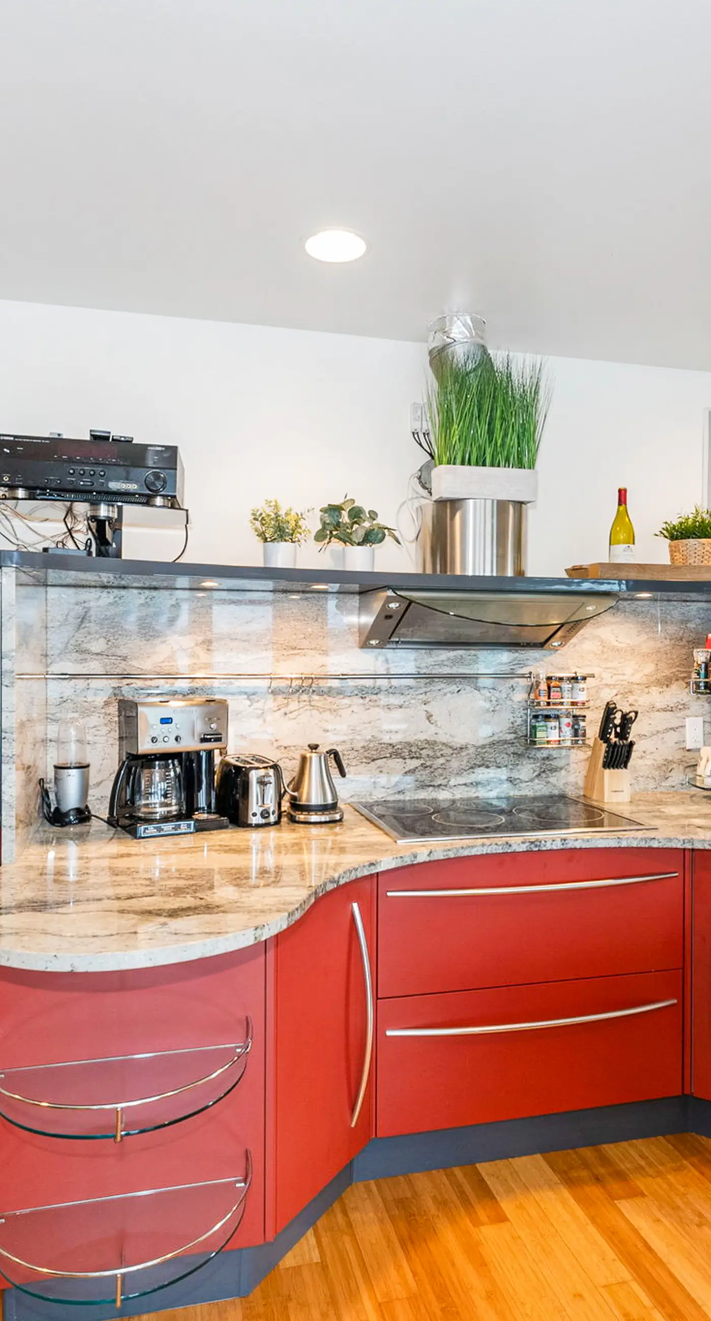 Dog-Friendly Hood Canal Shoreline Escape