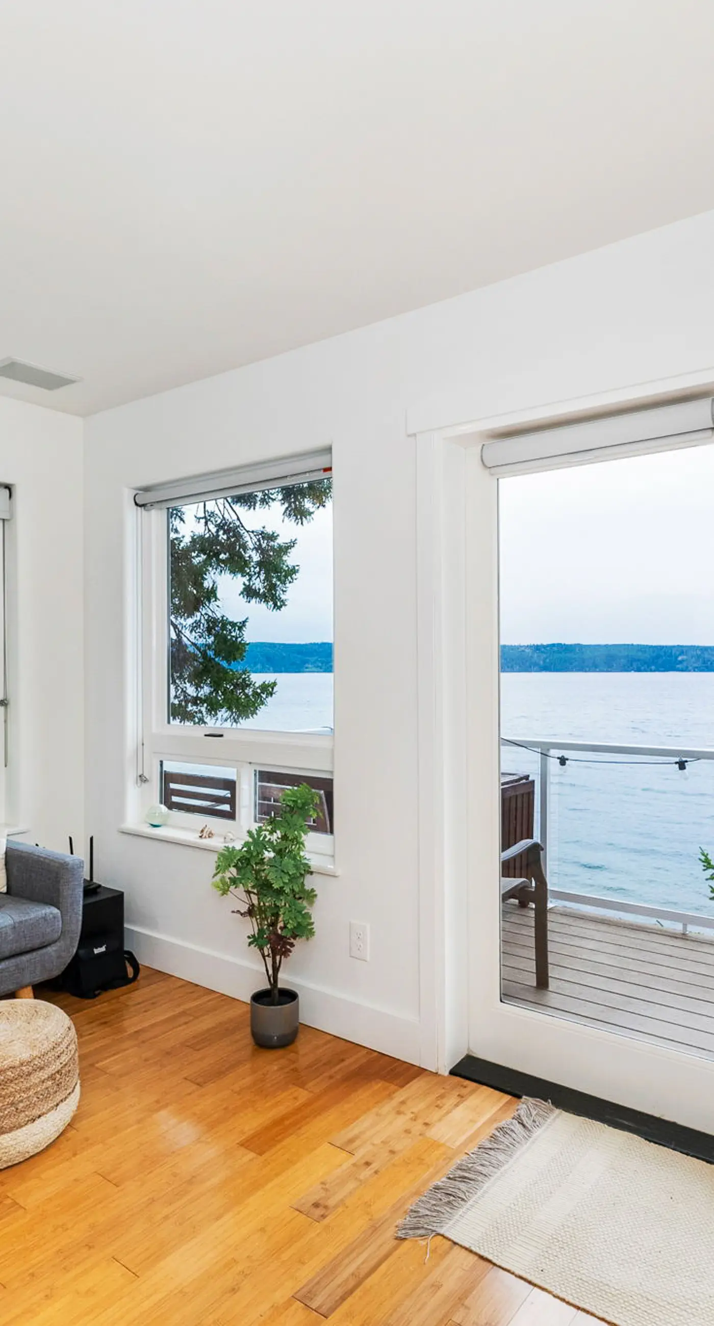 Dog-Friendly Hood Canal Shoreline Escape