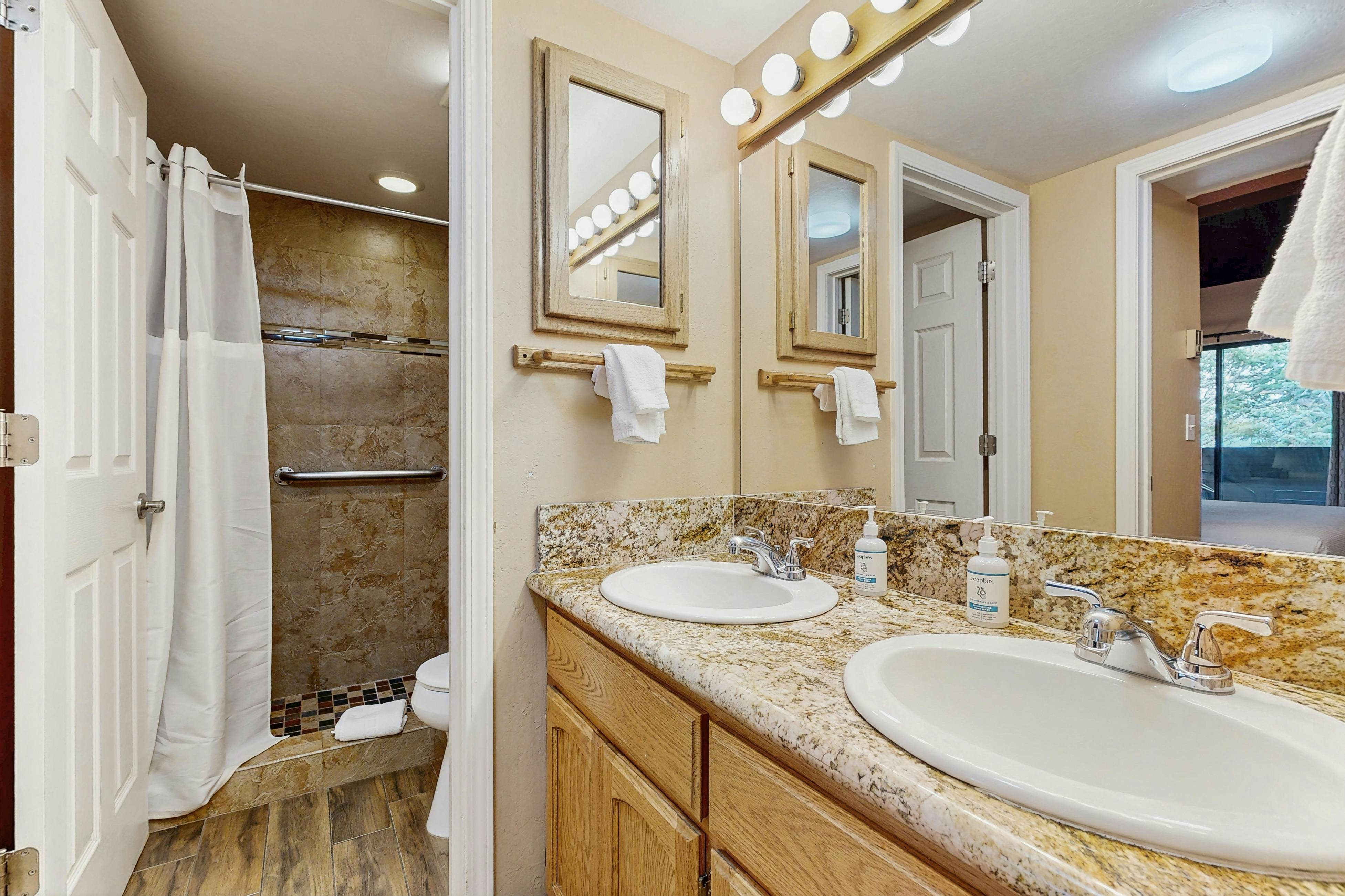 Lakeland Village 323