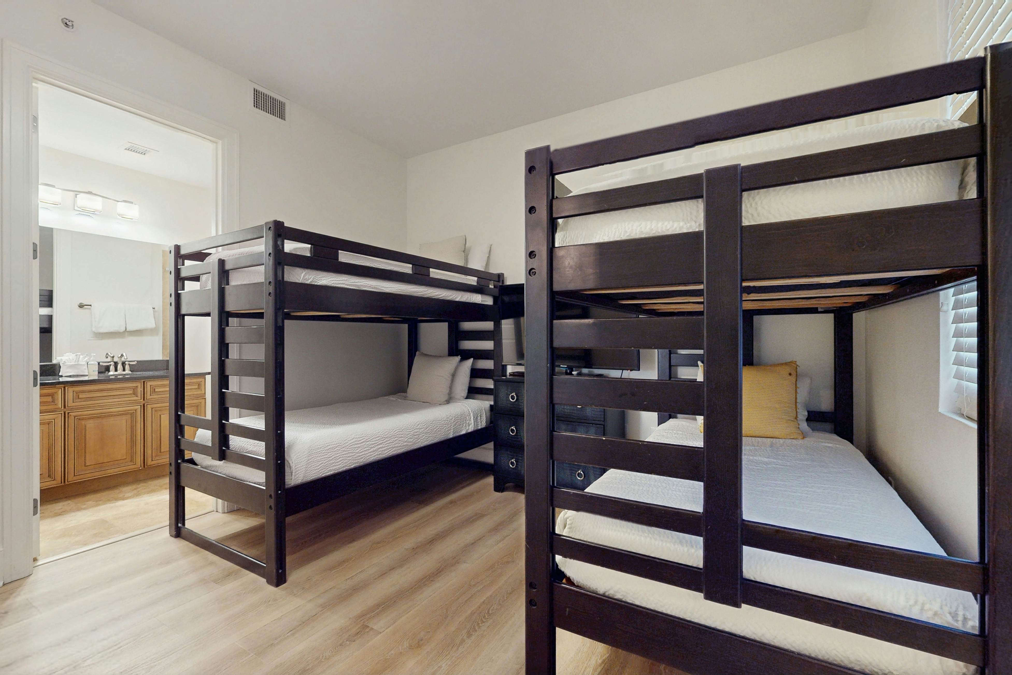 Sanctuary by the Sea 2114