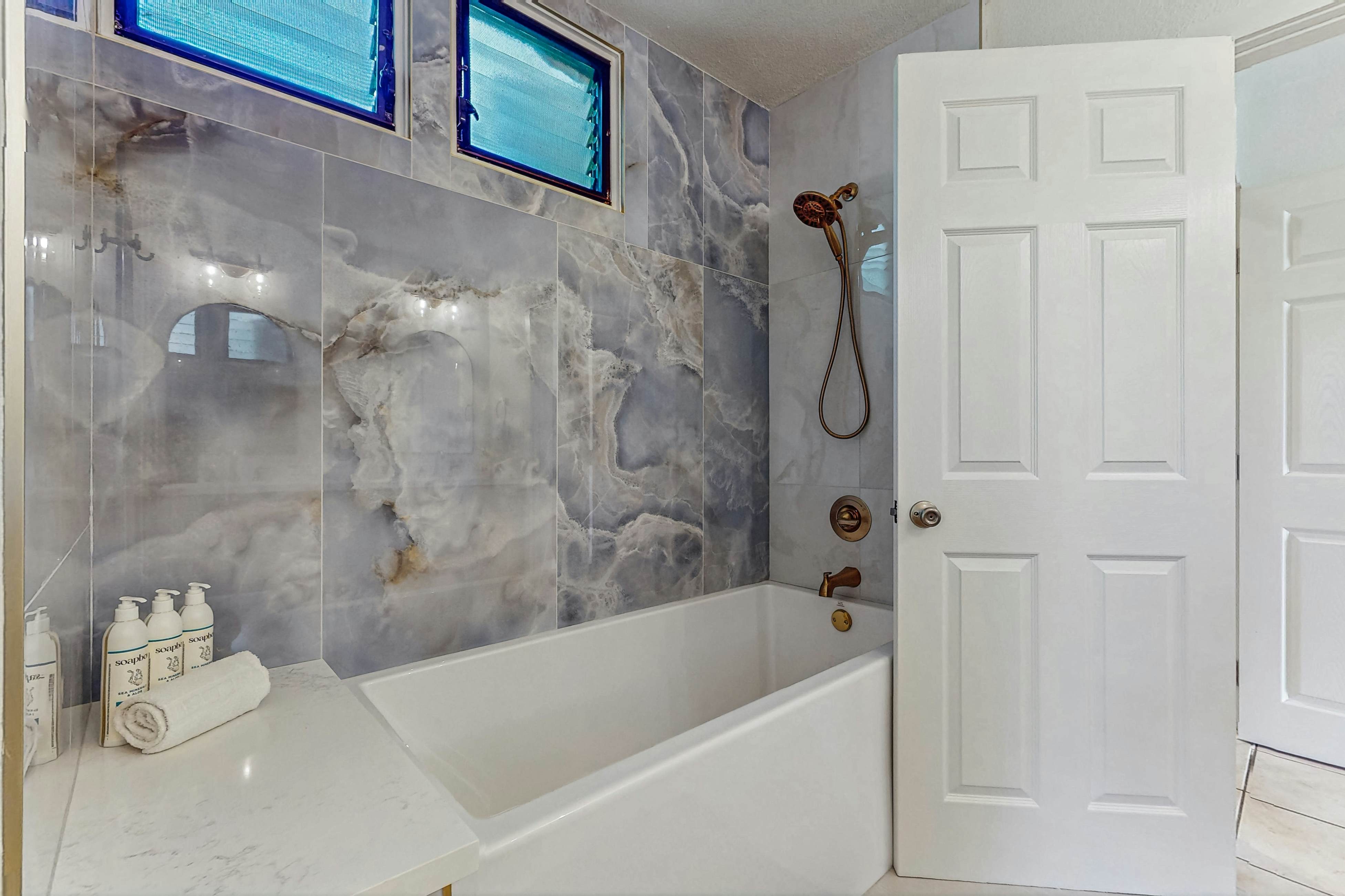 Sweet Oceanside Aloha