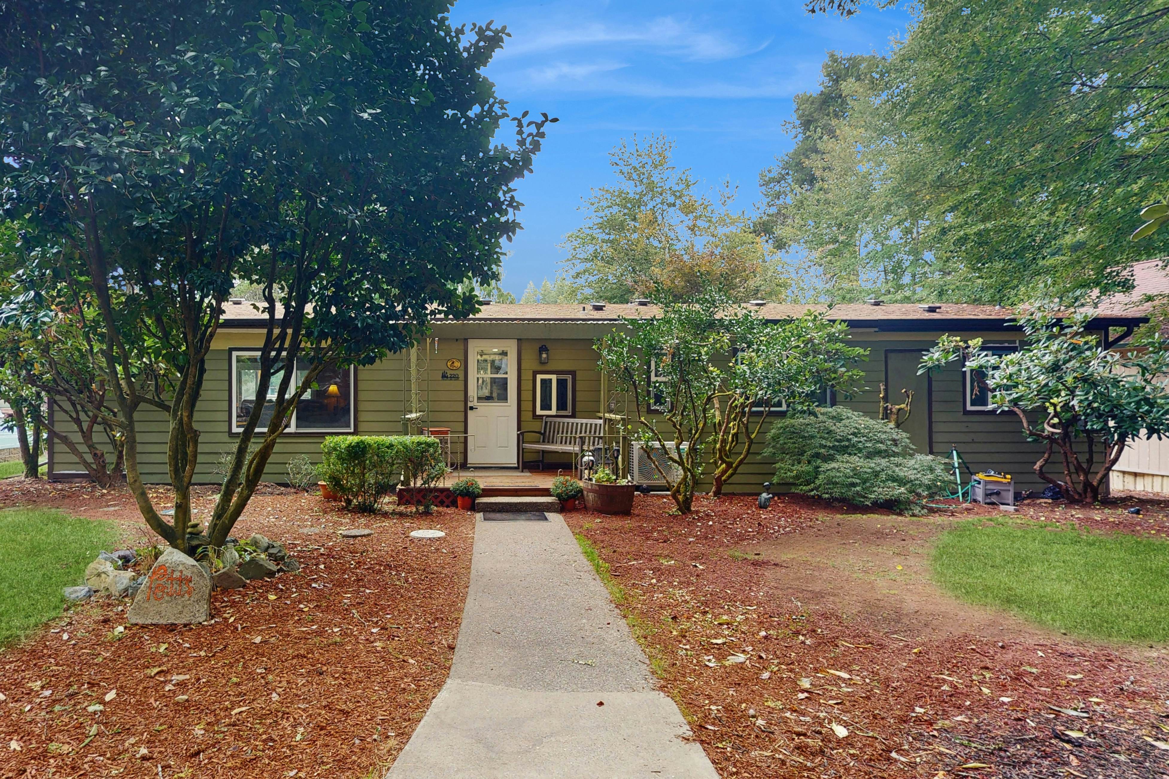 Phillips Lake Escape