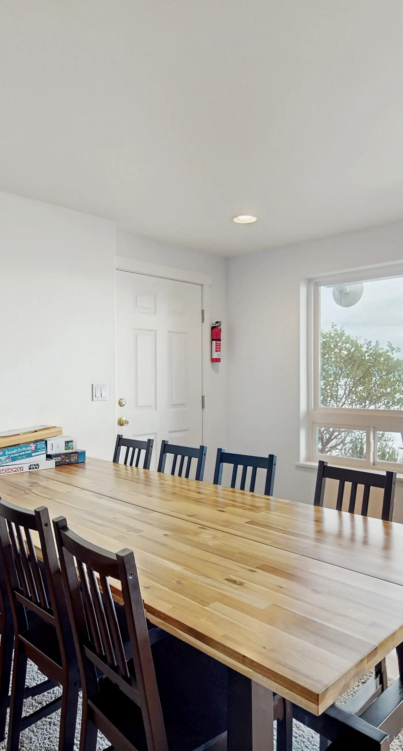 Dog-Friendly Hood Canal Shoreline Escape