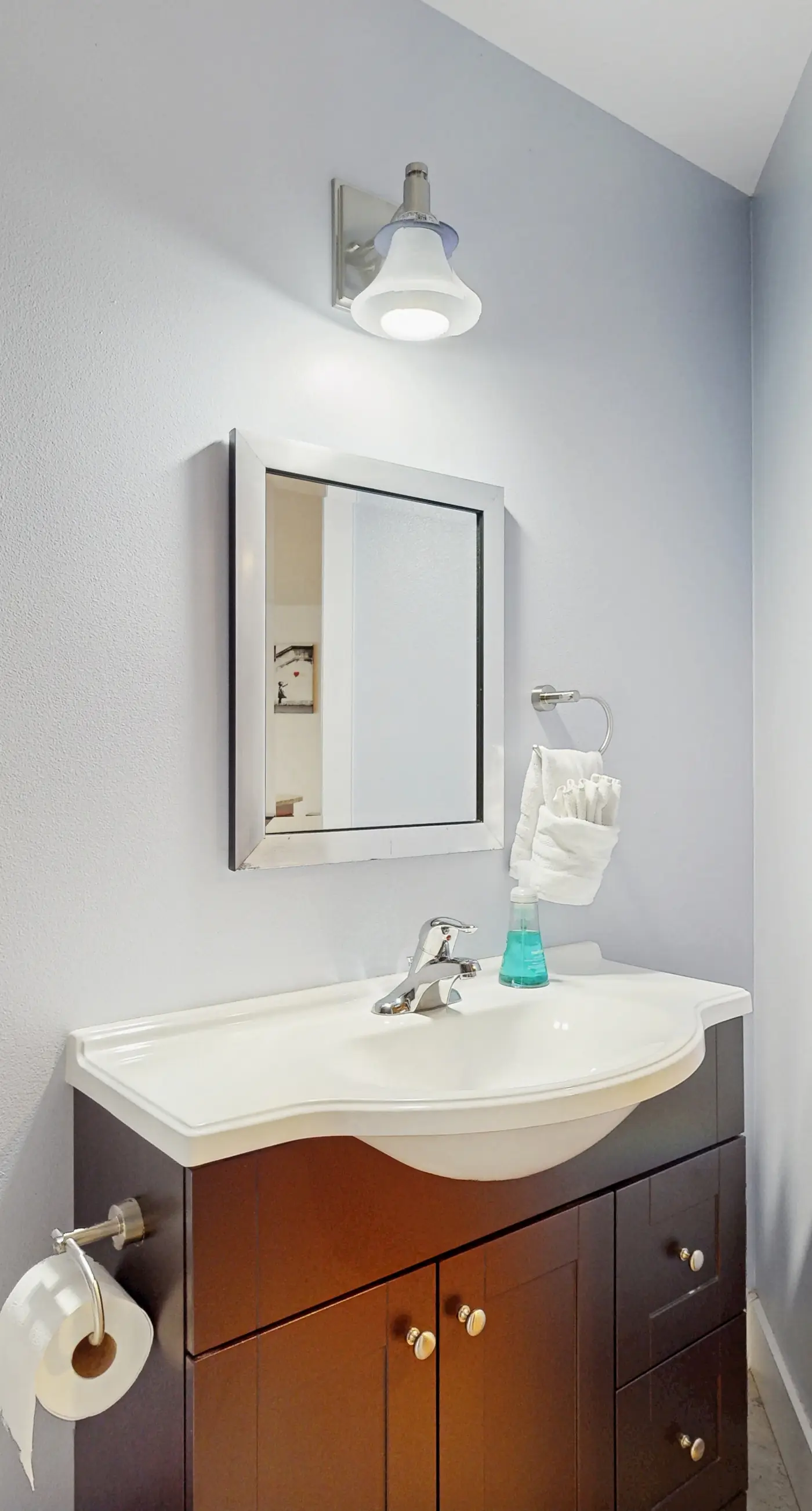 Dog-Friendly Hood Canal Shoreline Escape