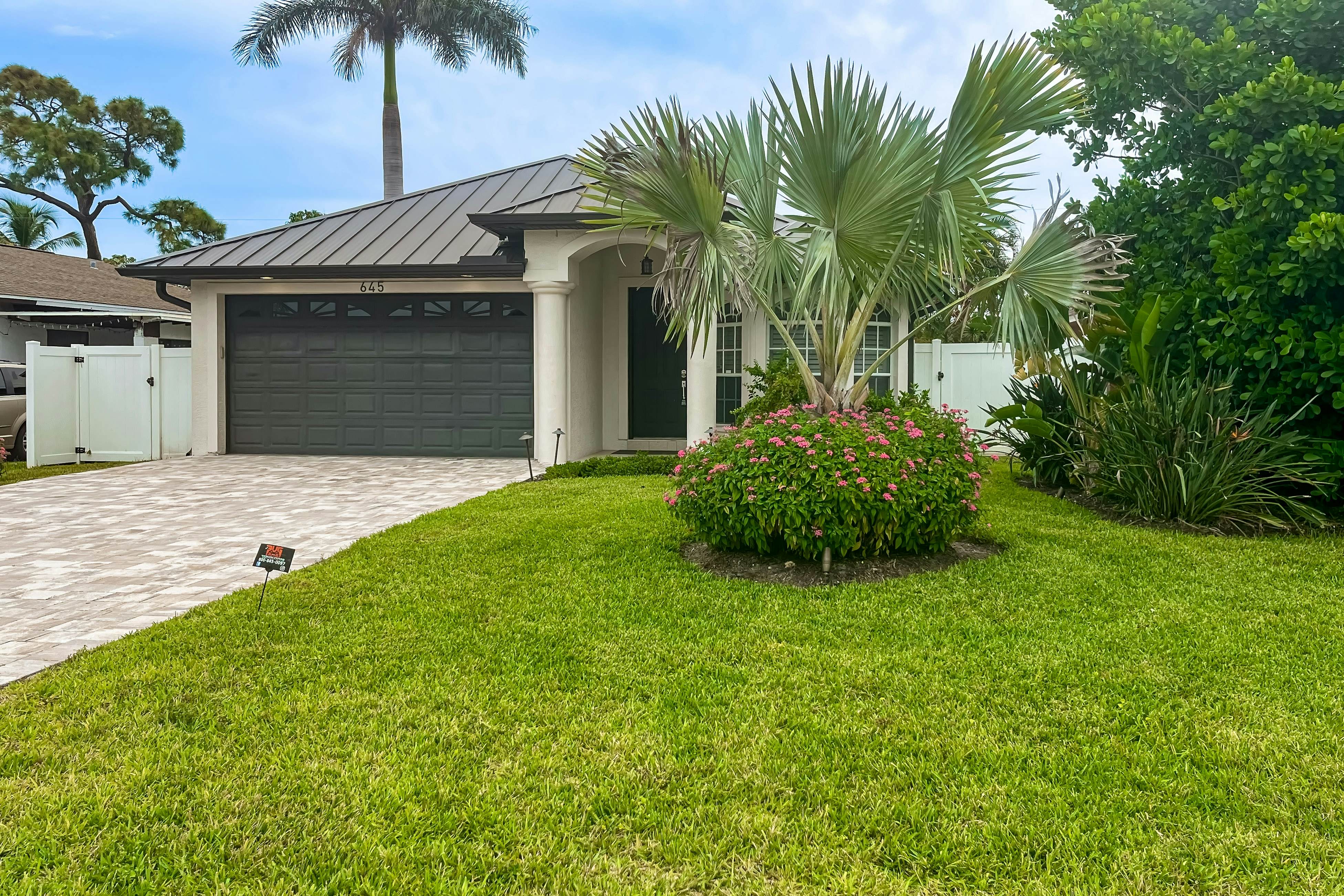 Vanderbilt Aqua Vista