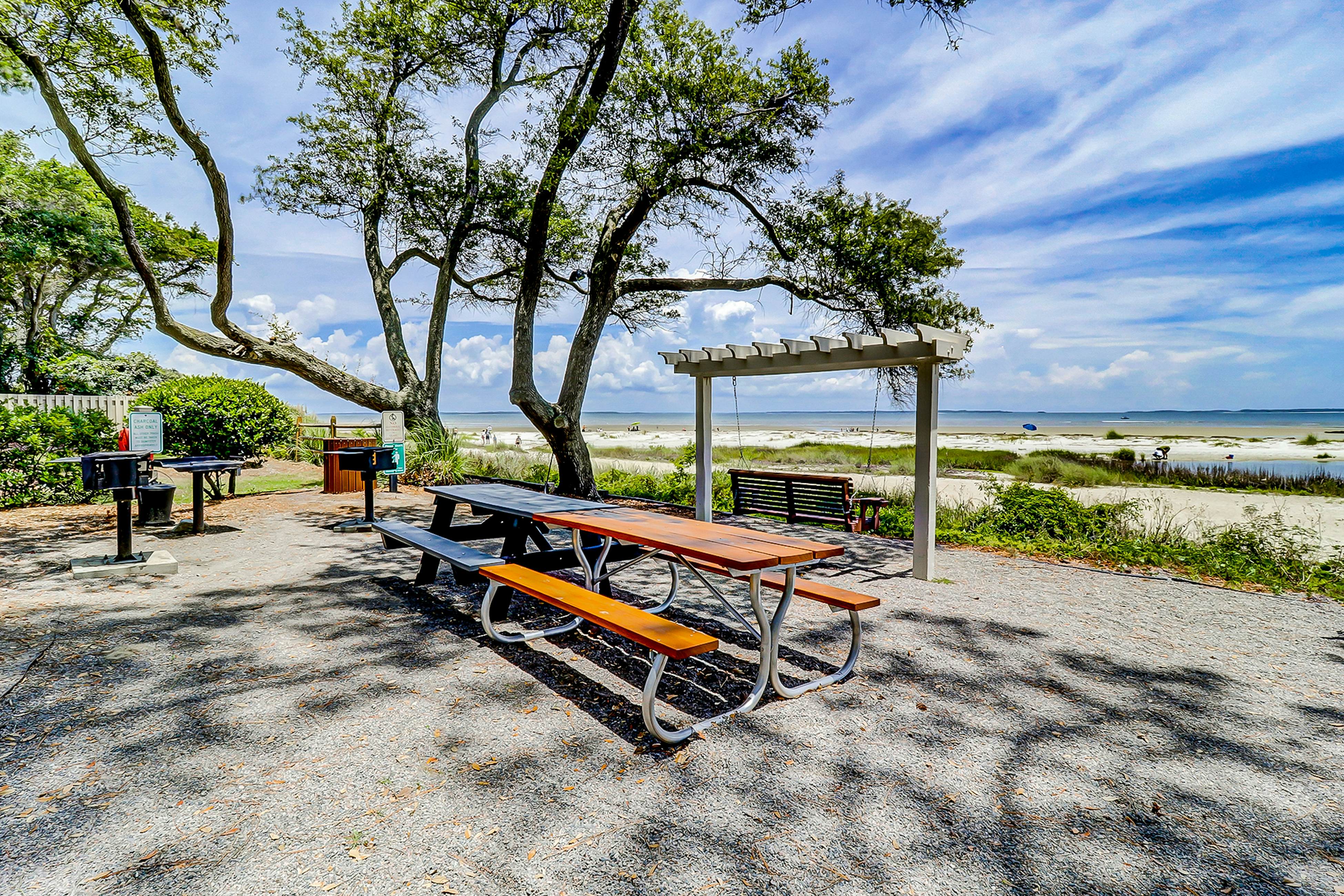 Spa On Port Royal Sound 1322