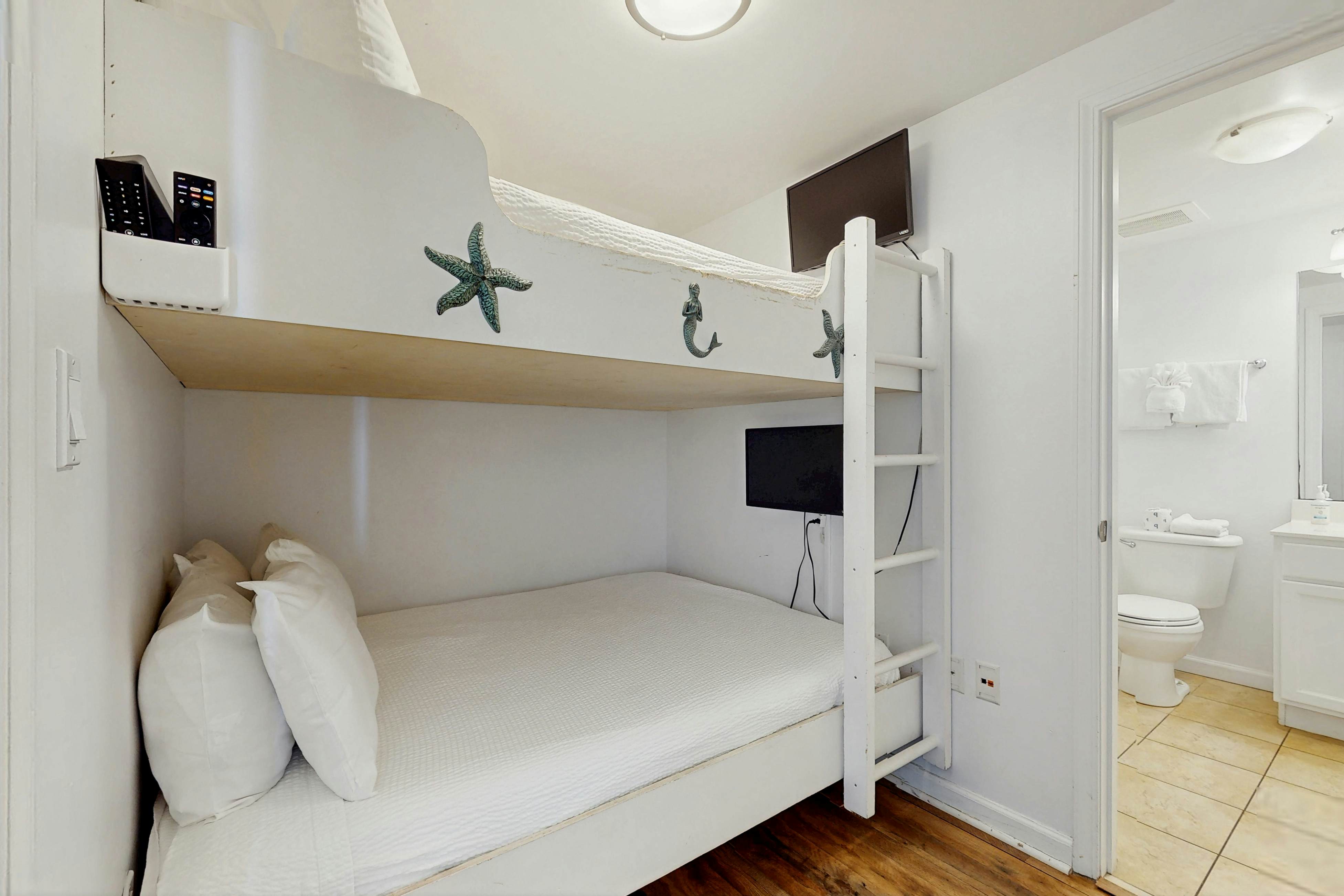 Palms of Destin 1805