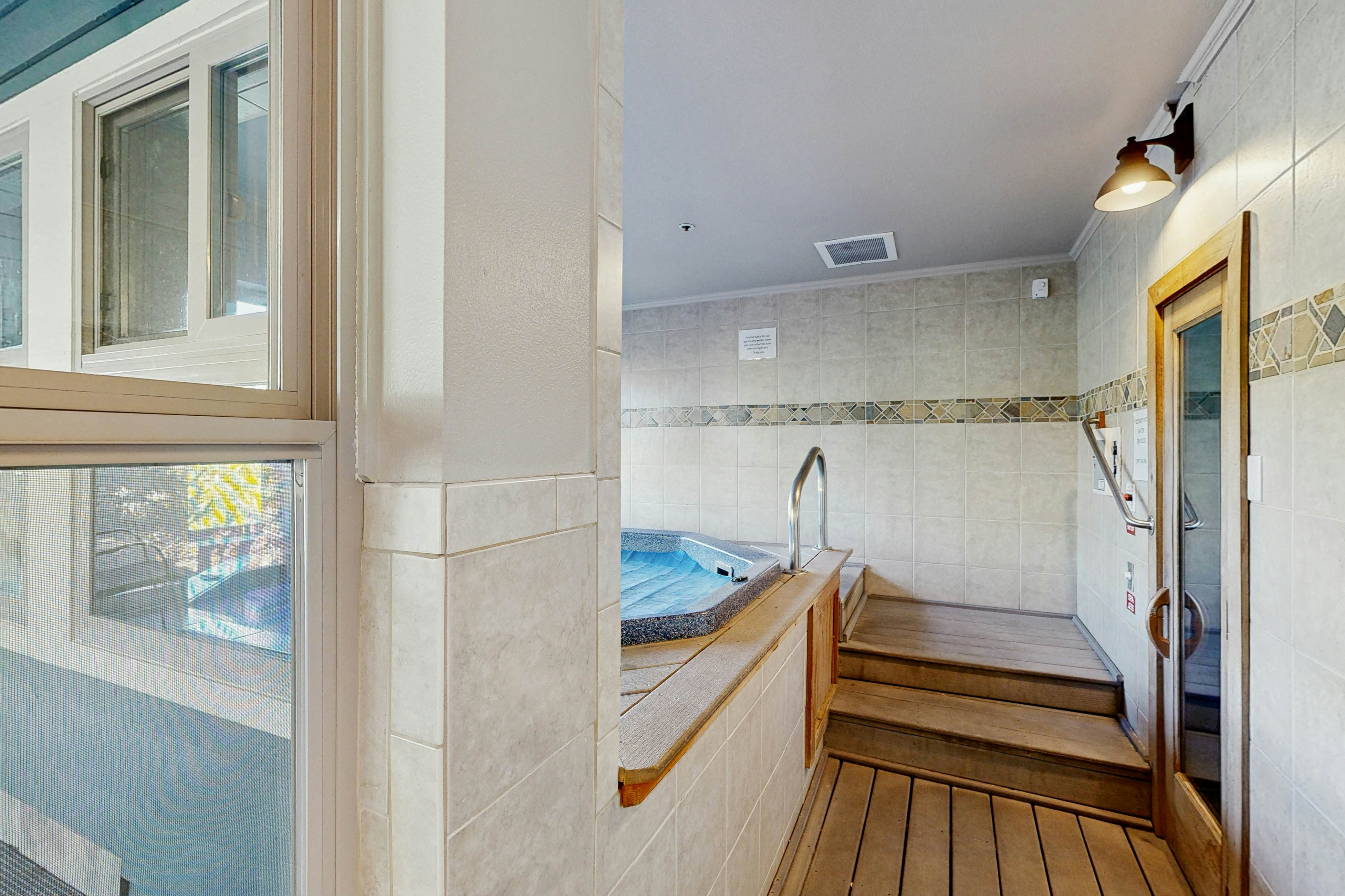 River Mountain Lodge #W101