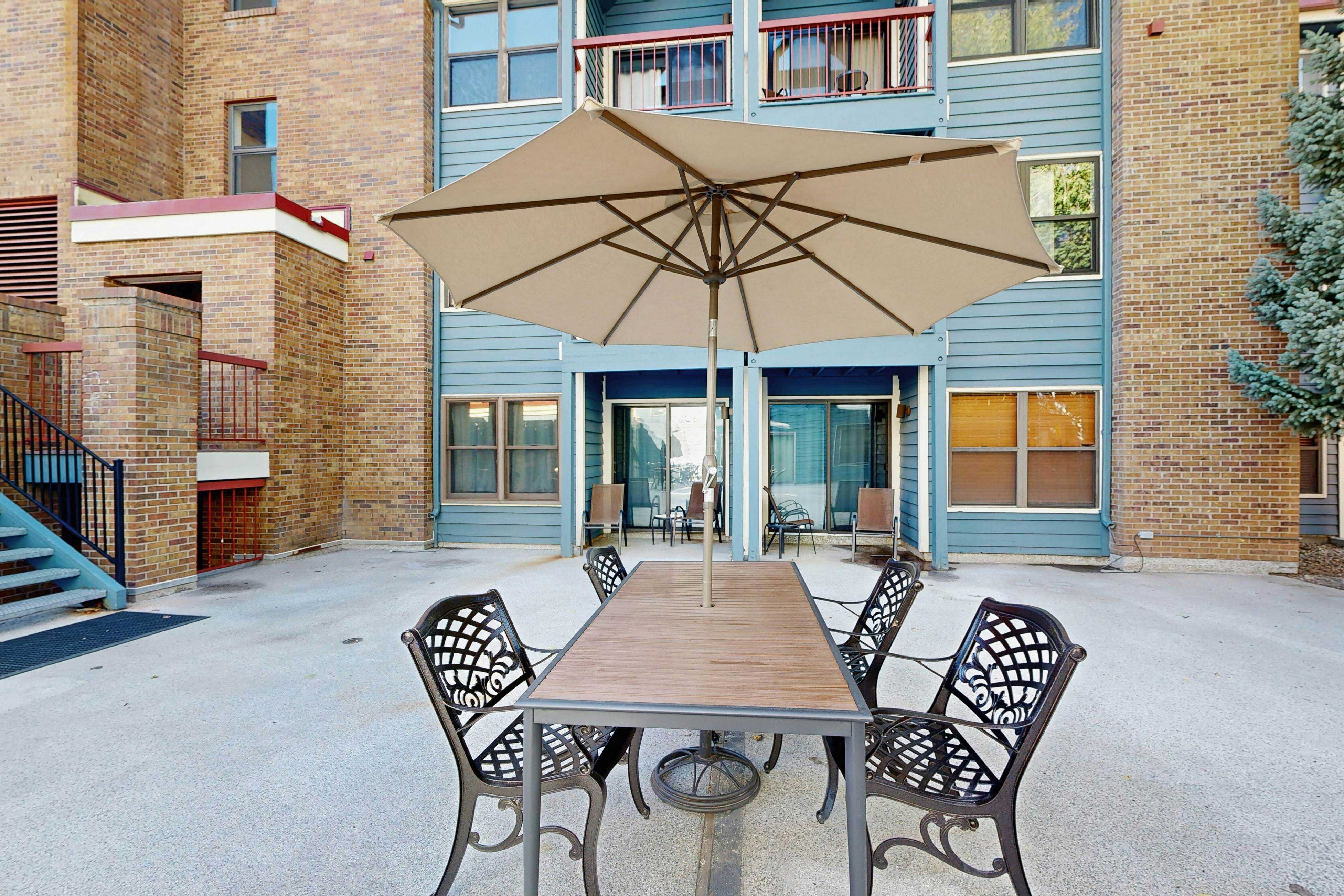 River Mountain Lodge #W101