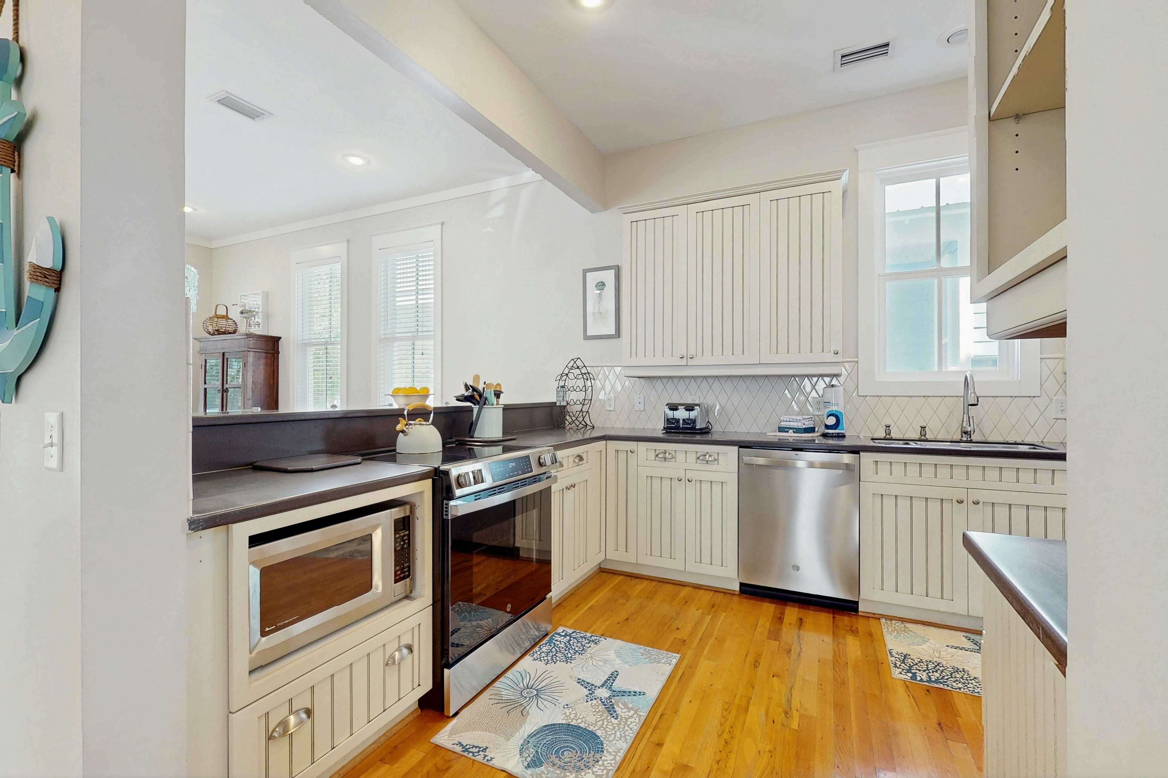 Summer's Edge Seas the Day