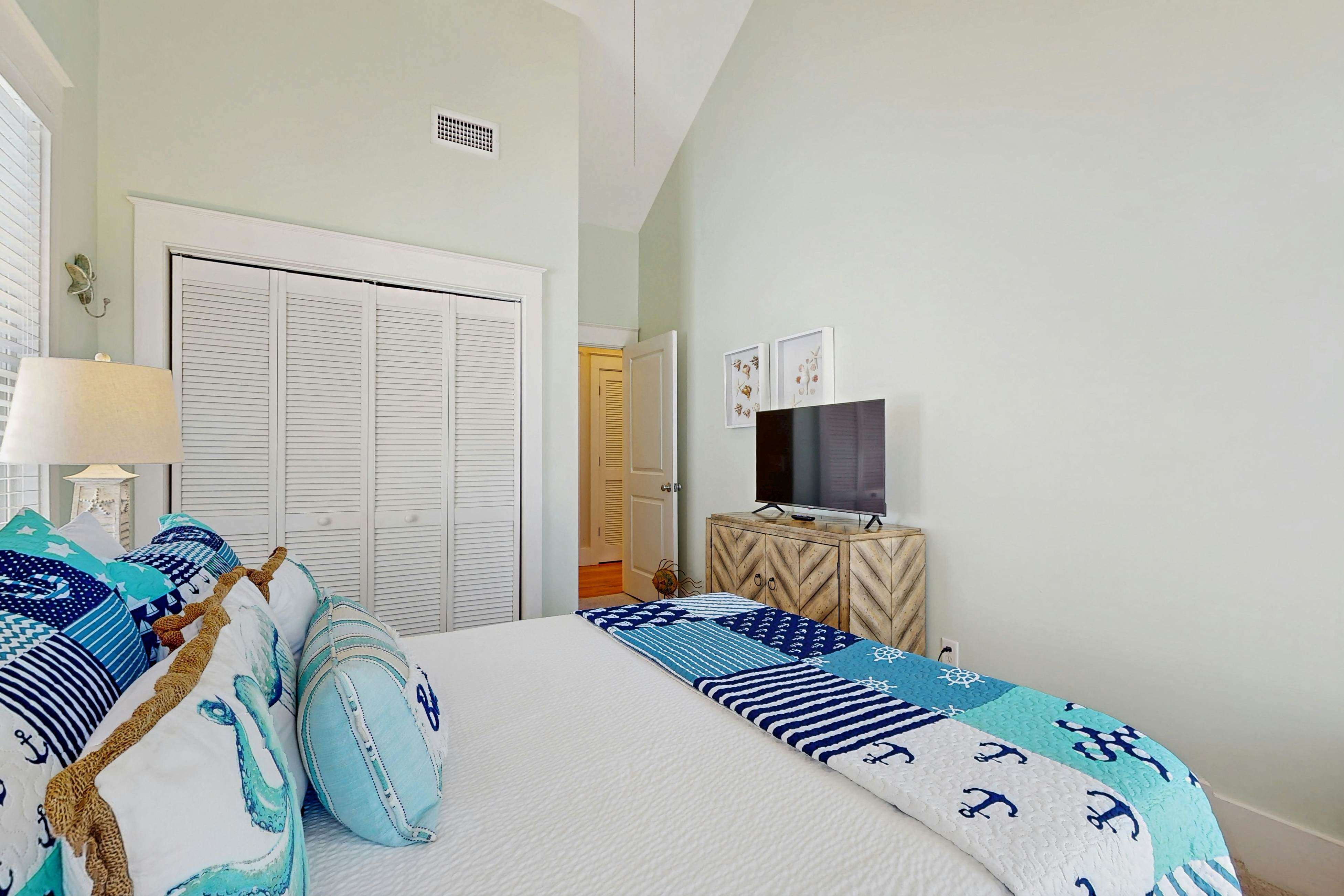 Summer's Edge Seas the Day