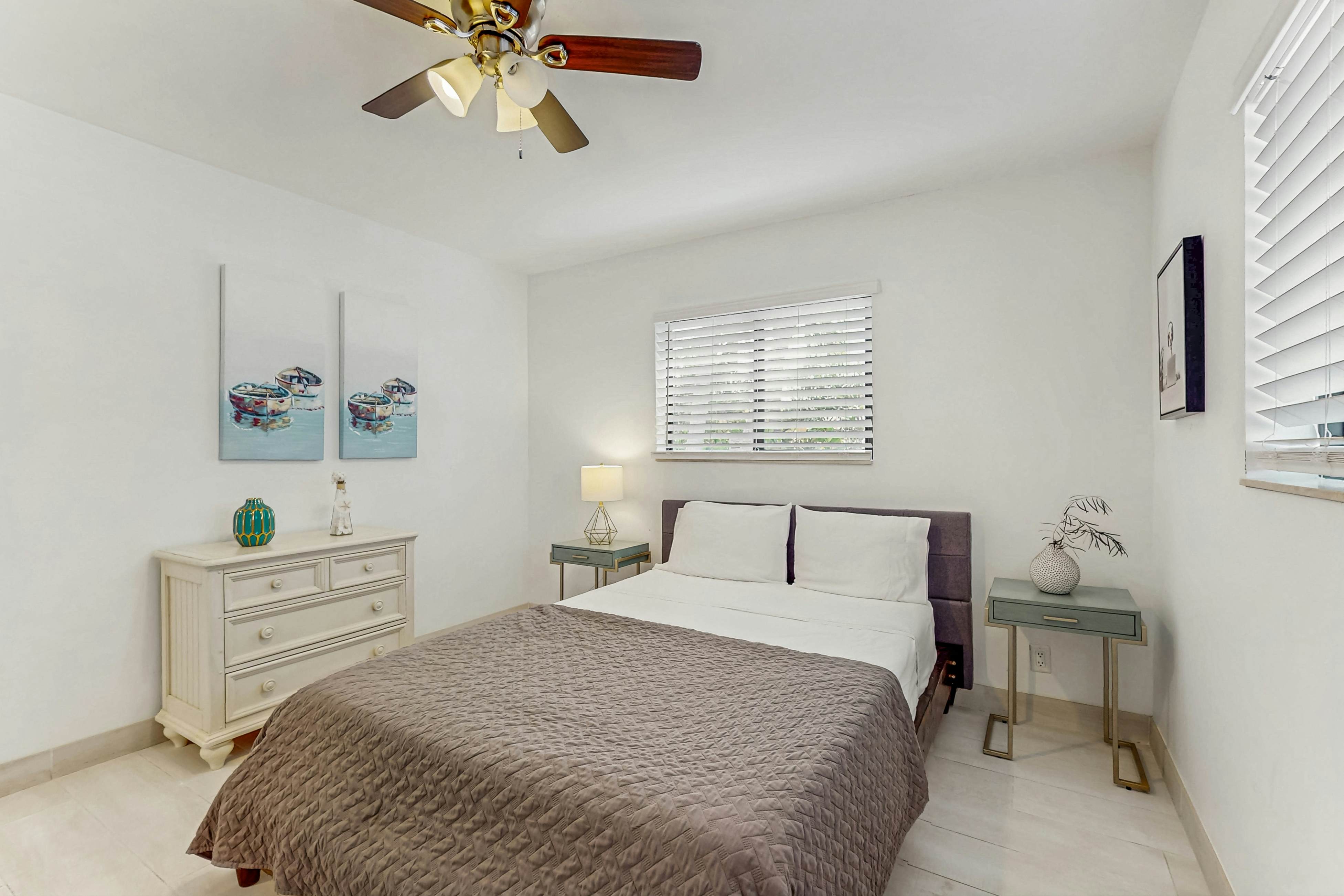 The Sailor's Perch, Unit 1