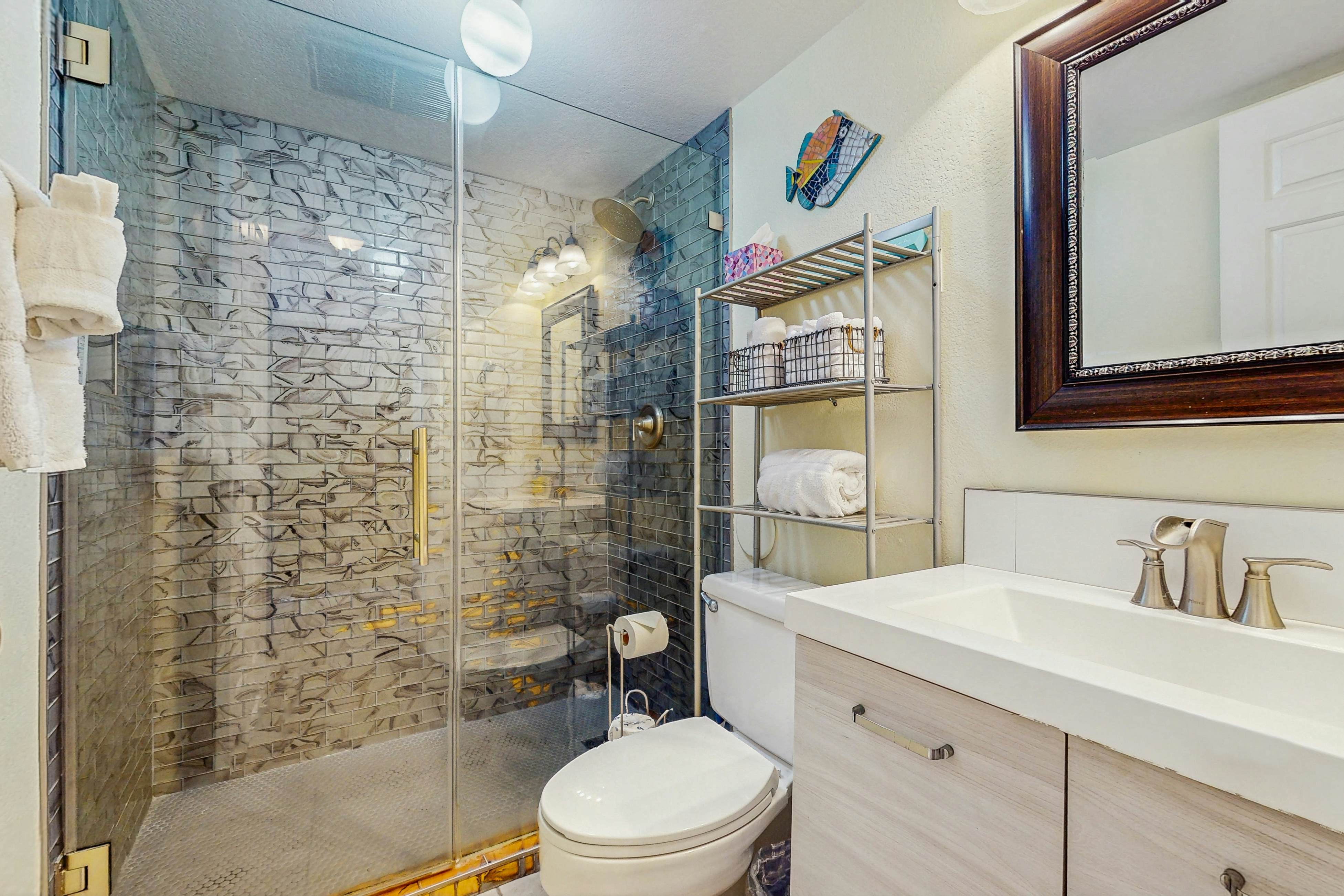 Kona Reef Oceanfront Condo, D6