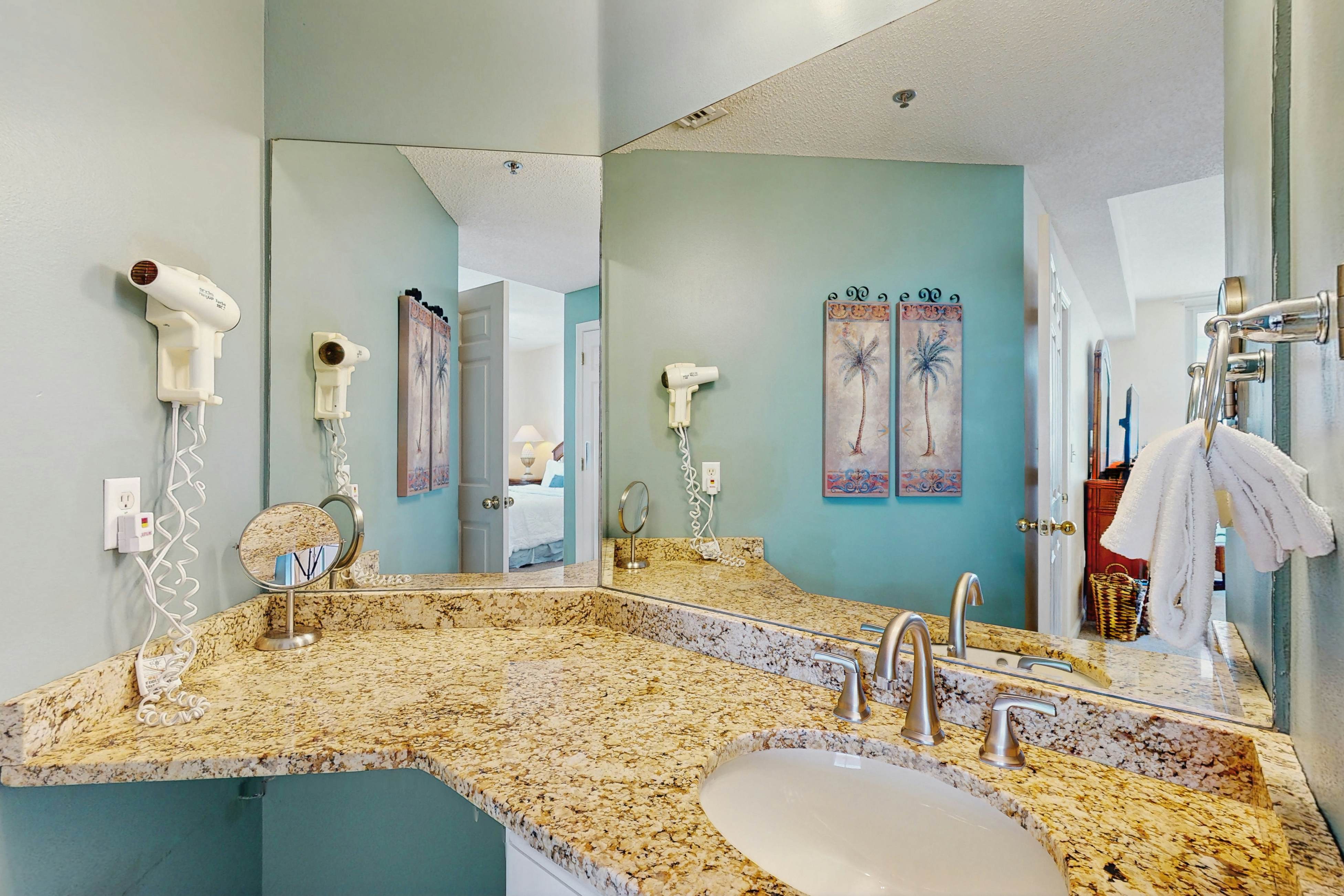 The Beach Club 1006C