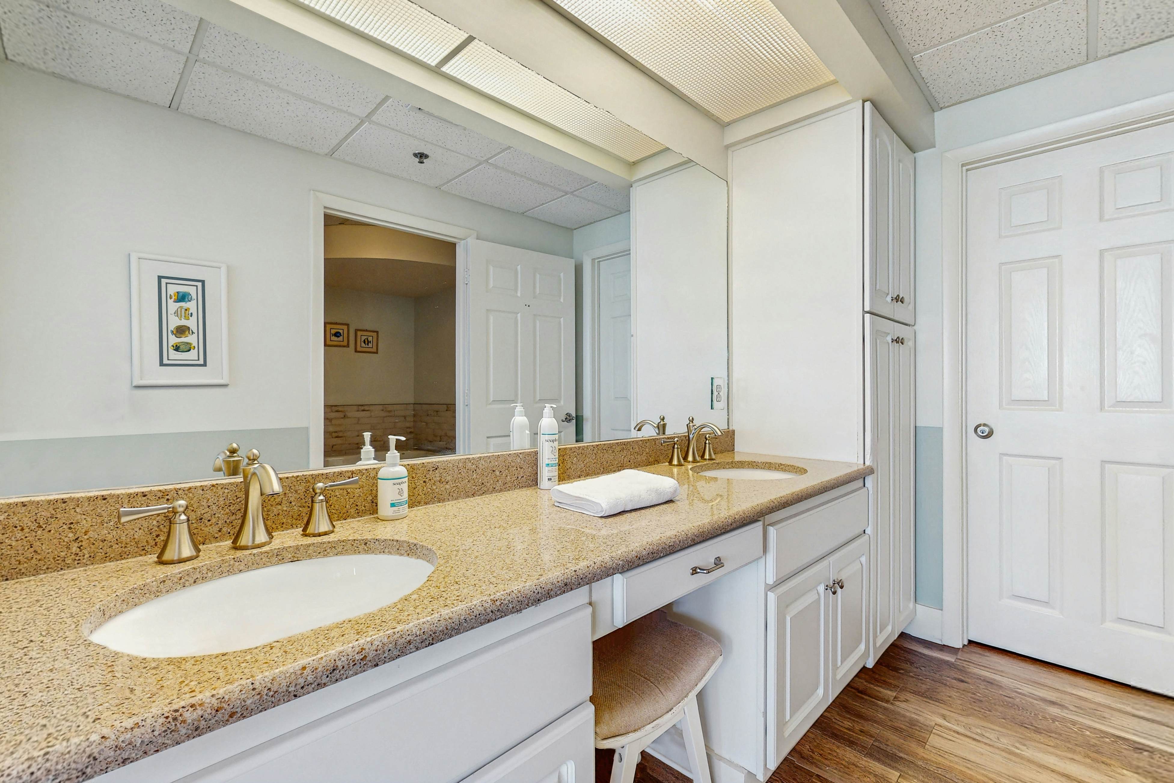 High Pointe E25 - Gulf Front Condo