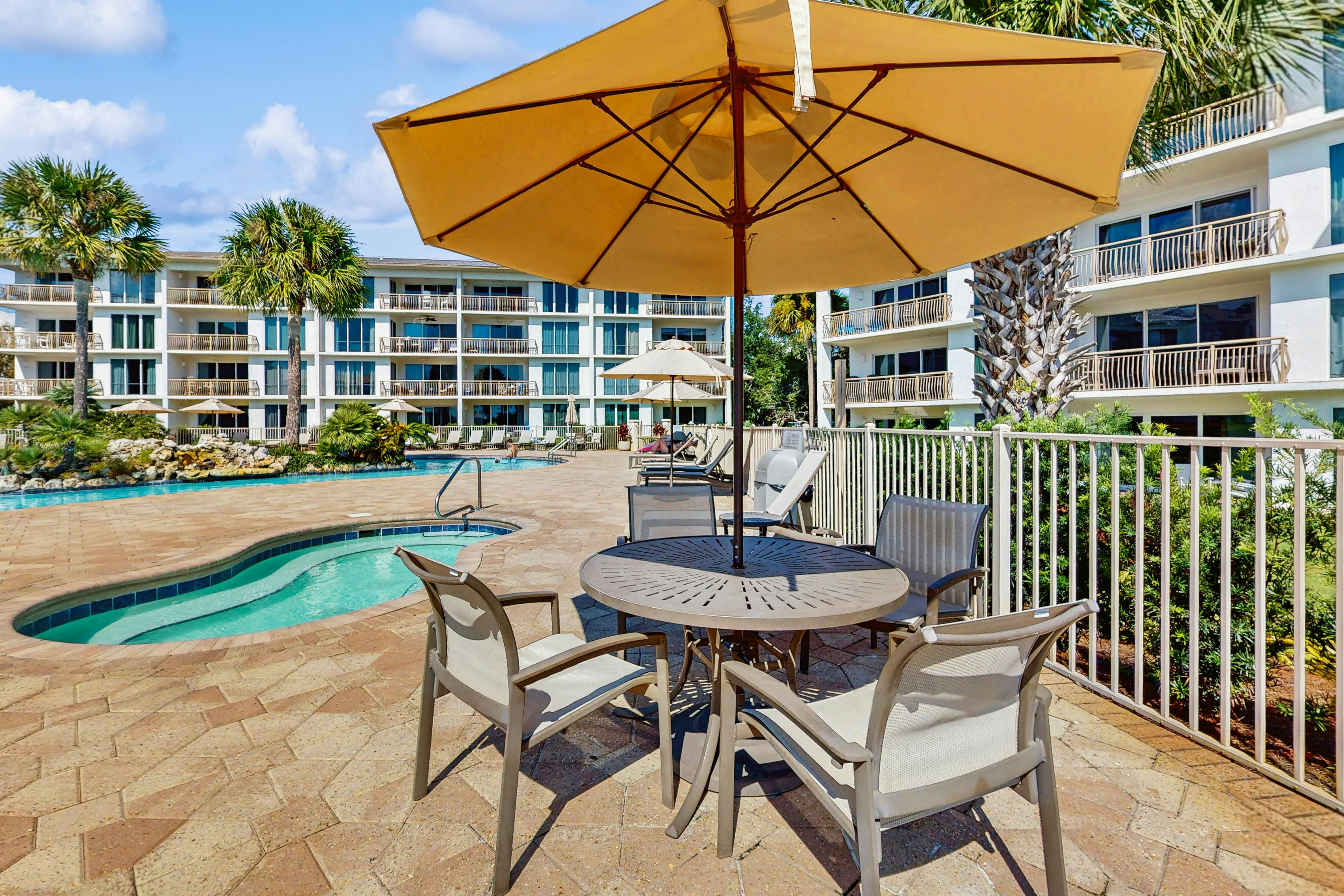 High Pointe W41 - Gulf Front Condo