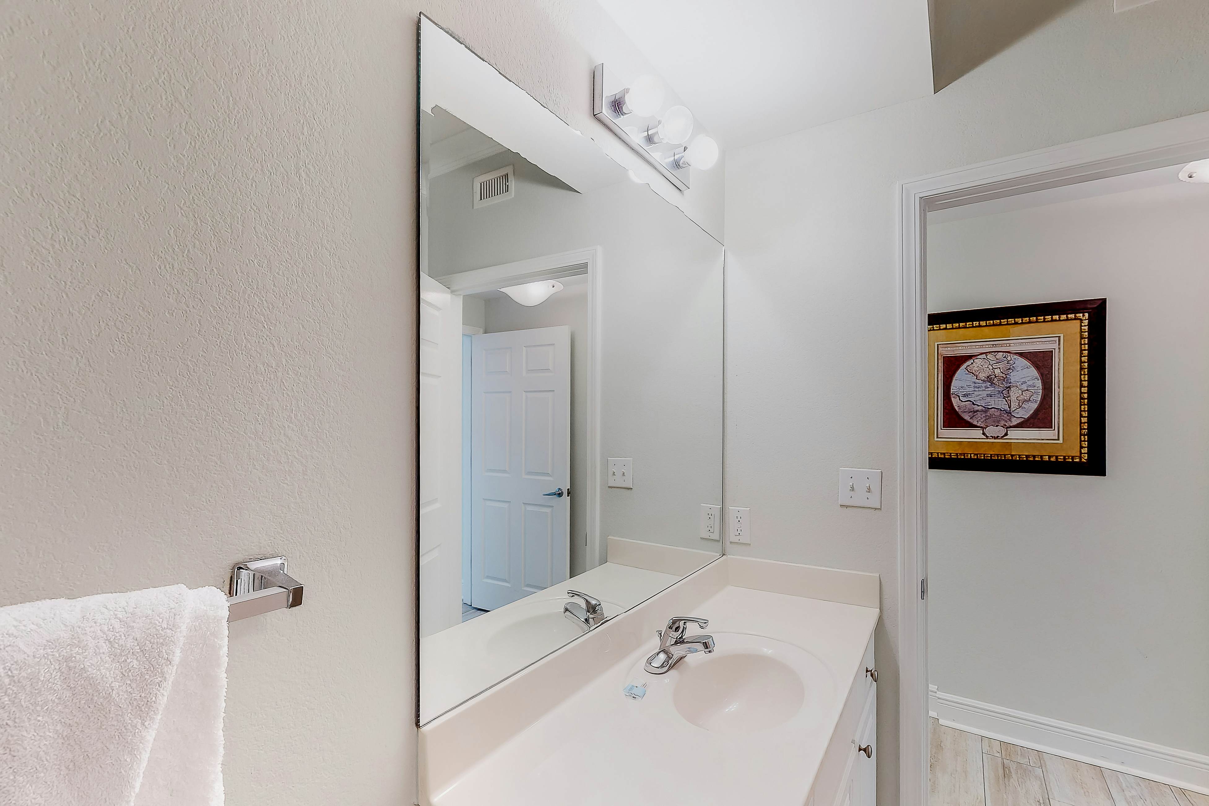 Crystal Shores West PH1403