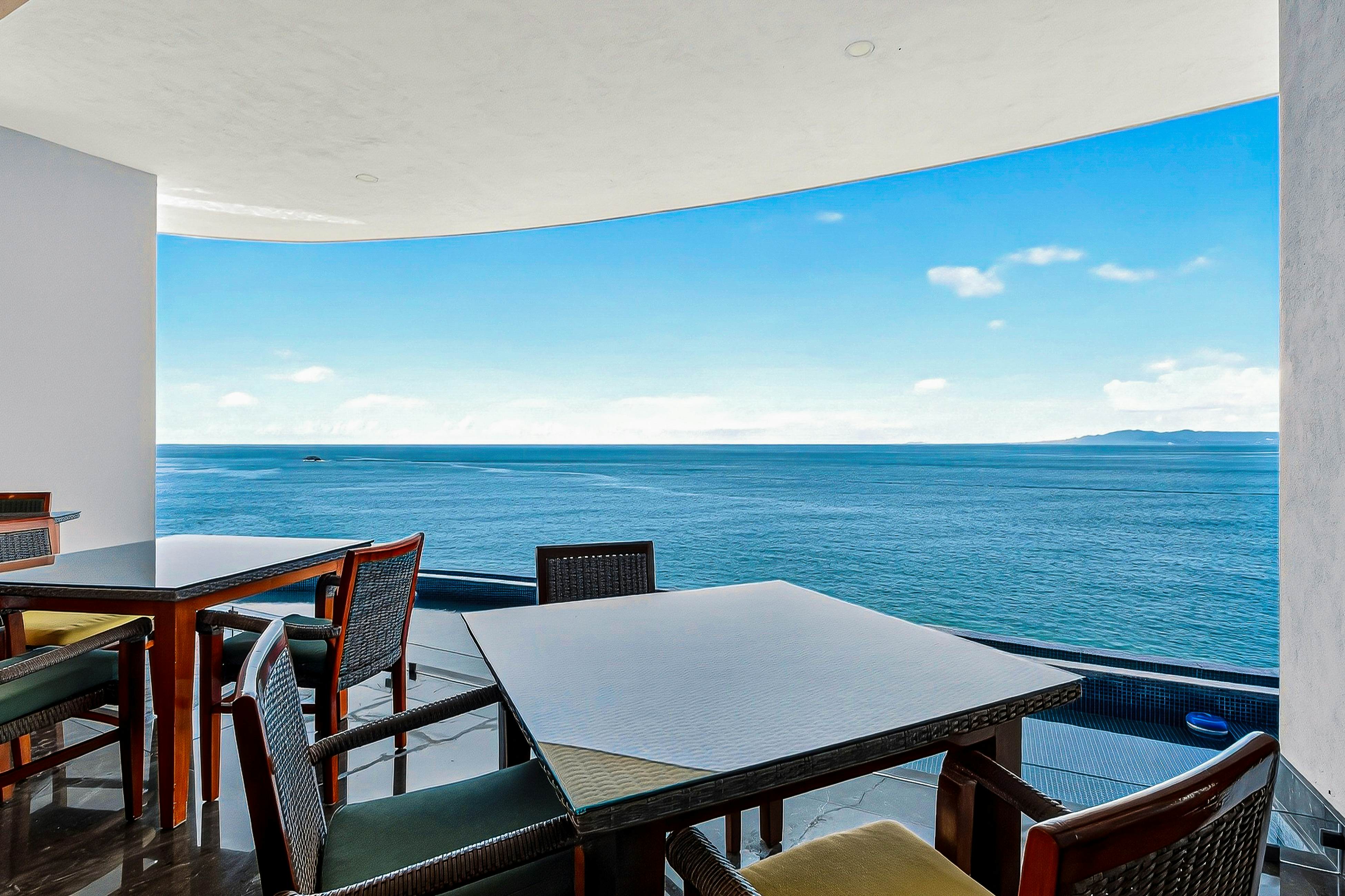 Blue Horizon 1102 at Residences