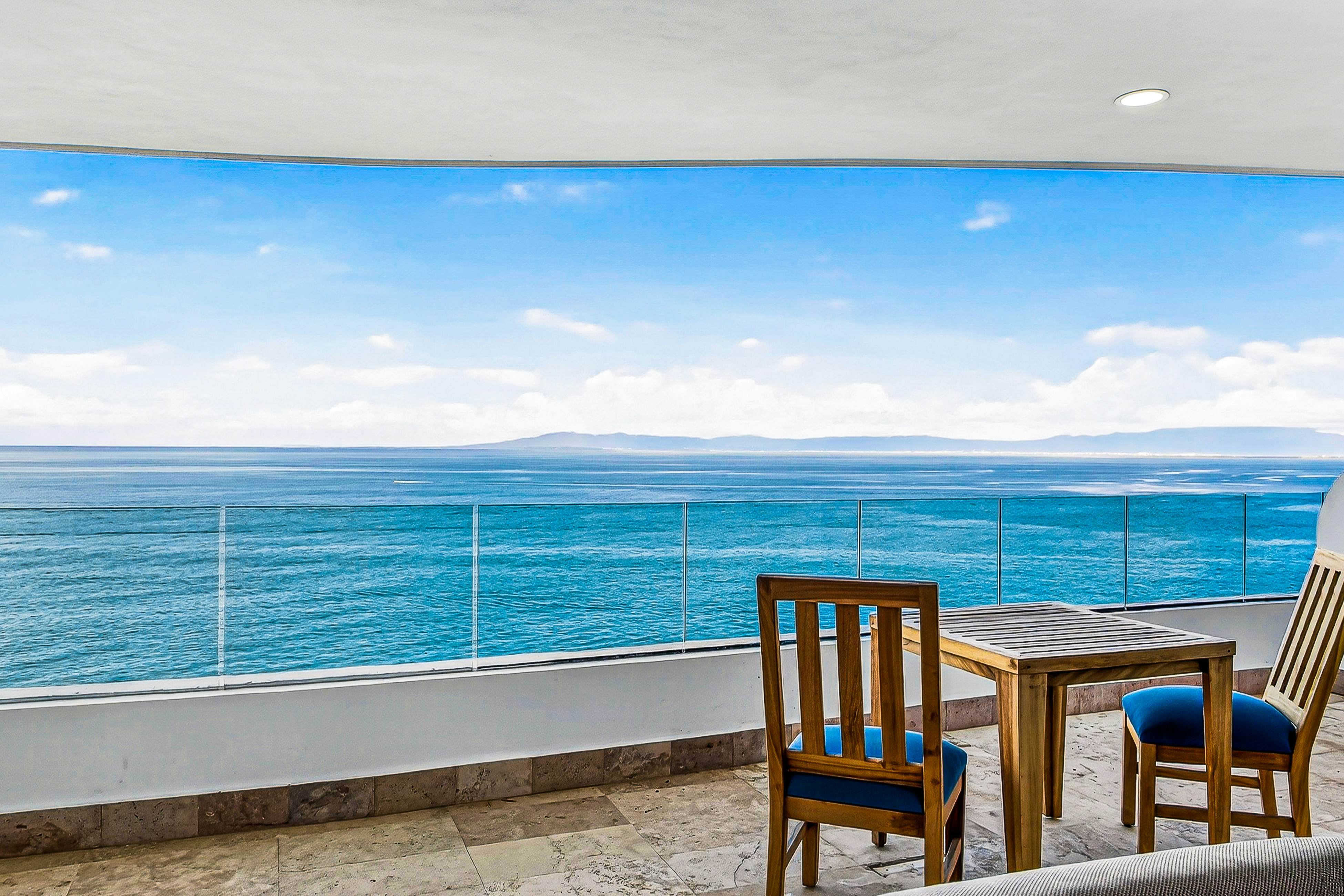 Blue Horizon 1102 at Residences