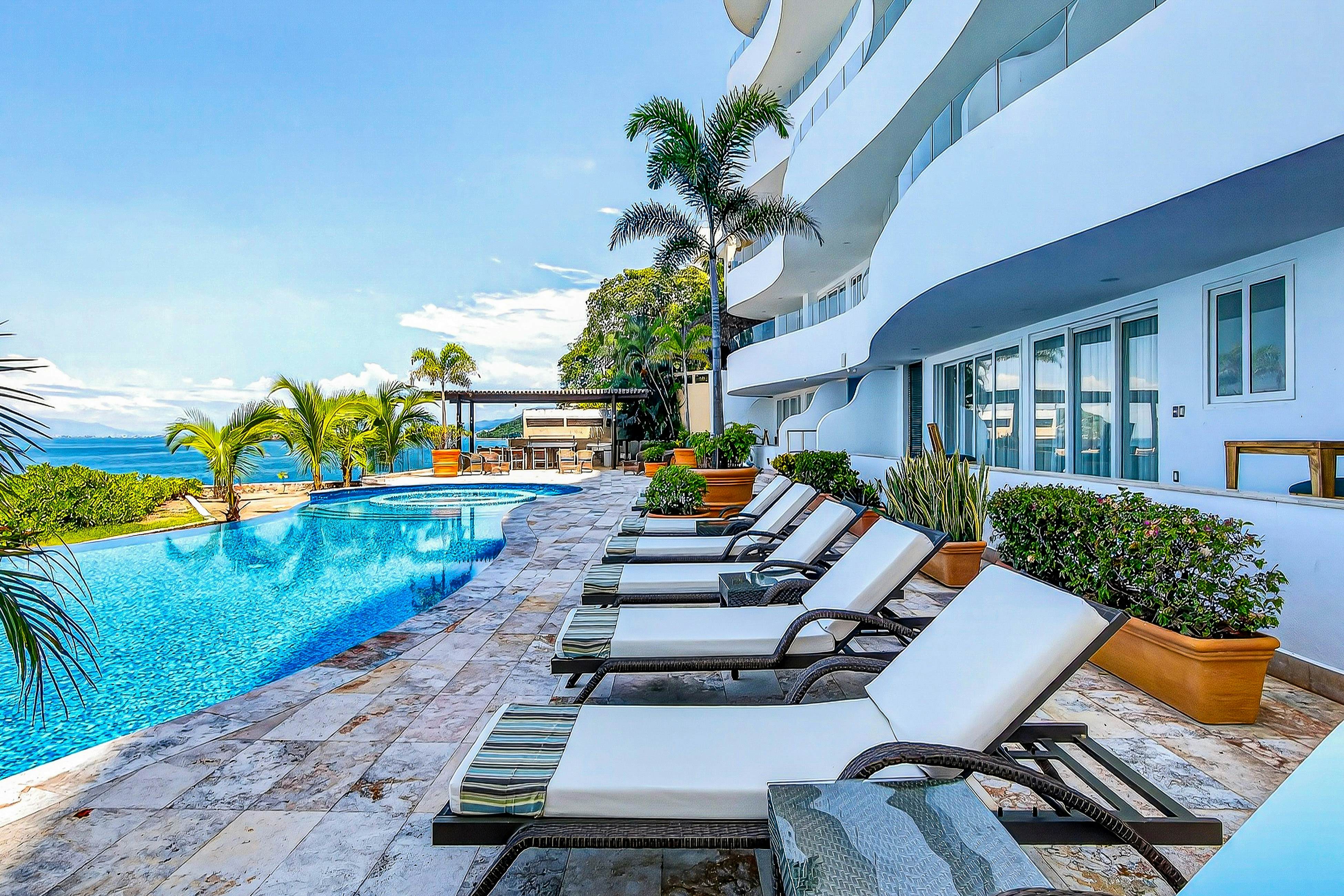 Blue Horizon 1102 at Residences