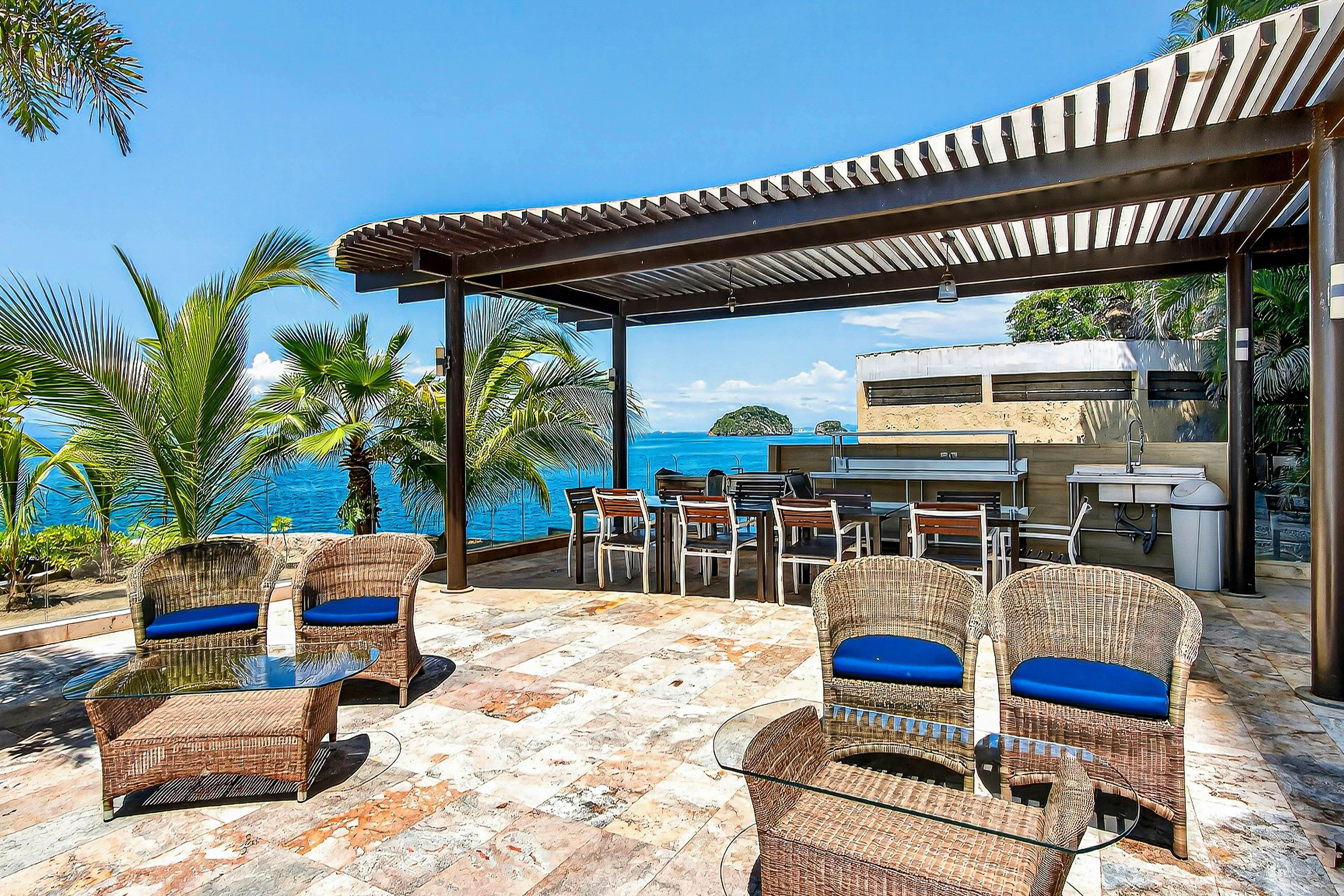 Blue Horizon 1102 at Residences