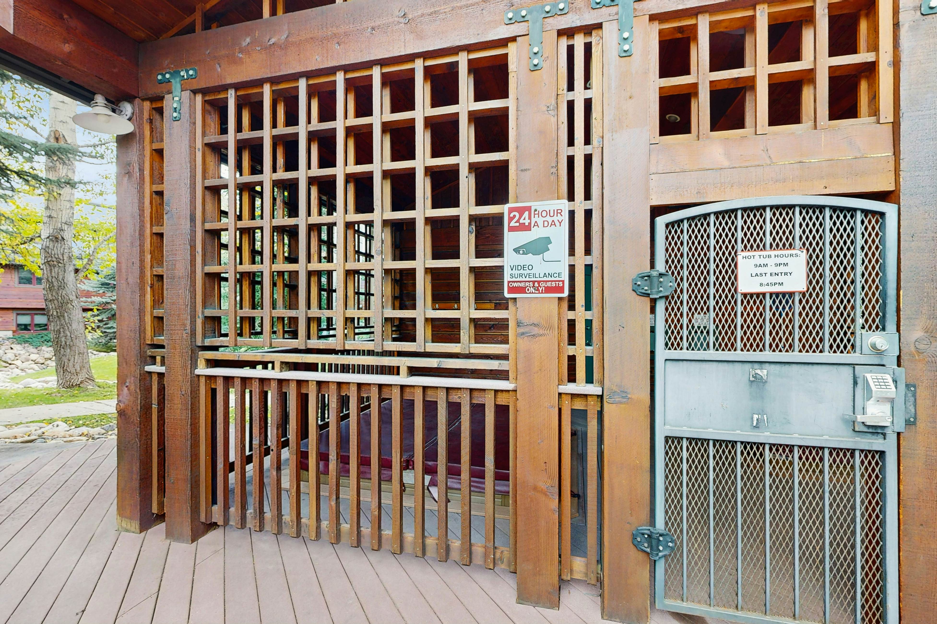 The Pines at Ore House 101 PH1