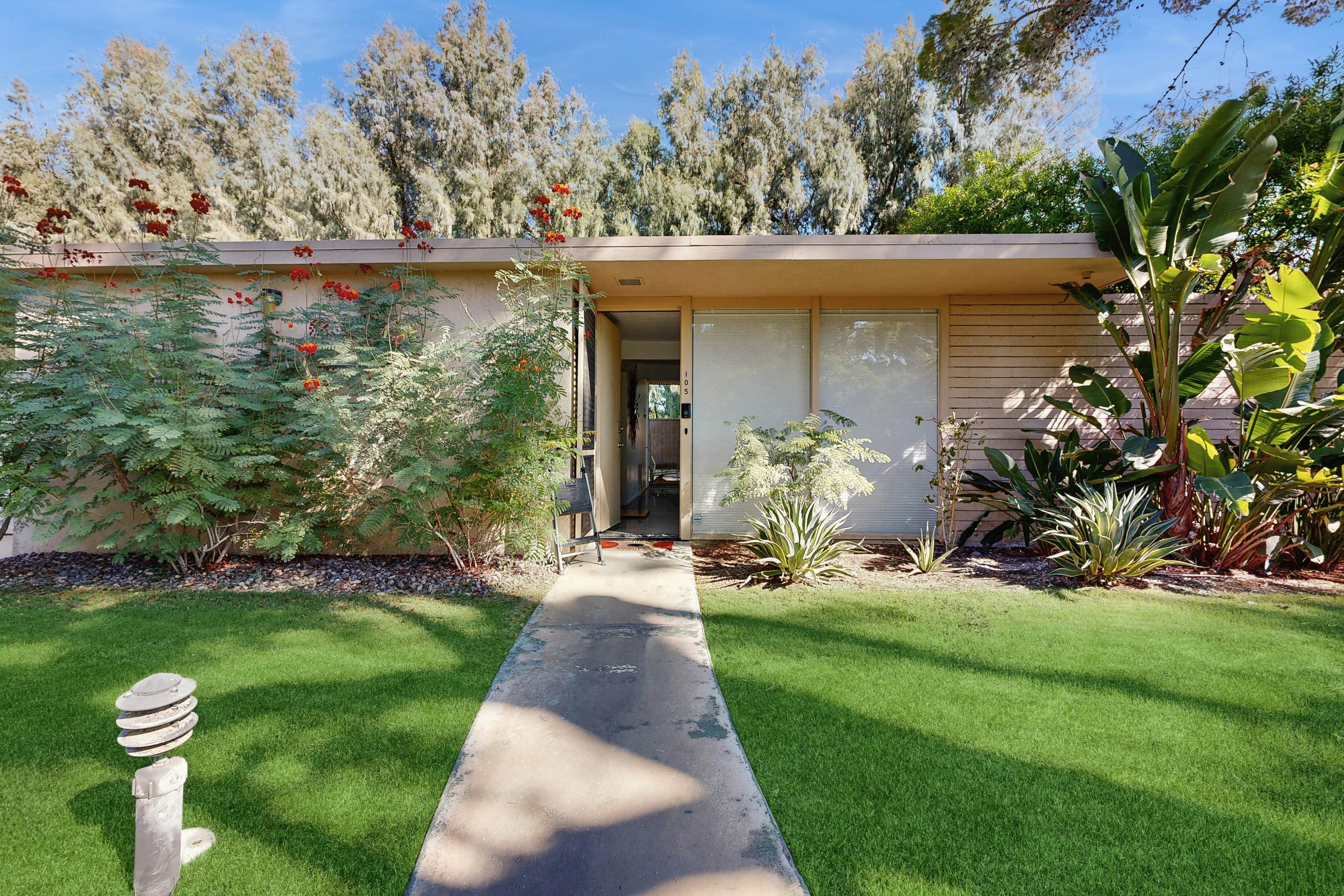 Racquet Club Cottage - 271